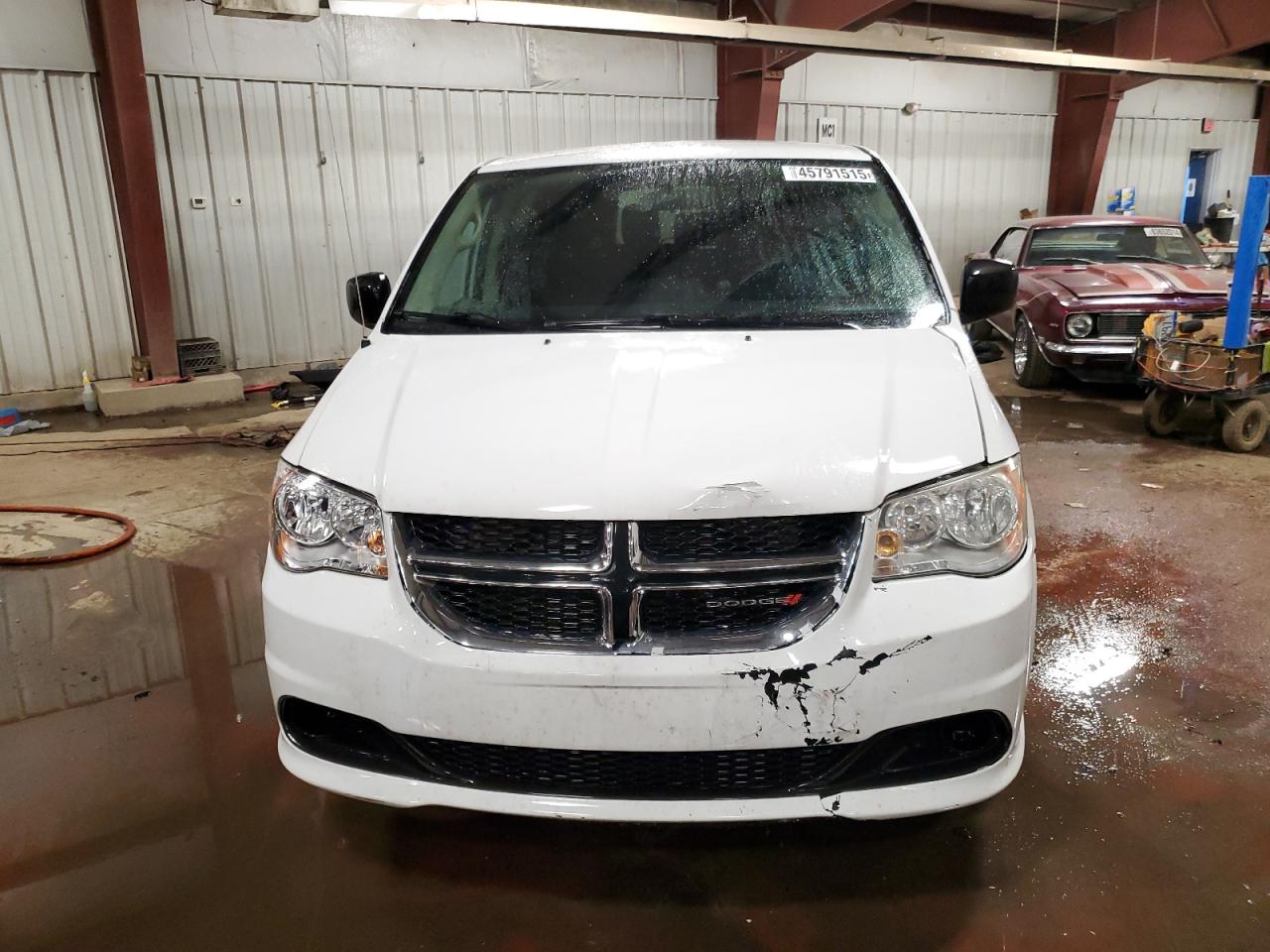 2014 Dodge Caravan - Image 5