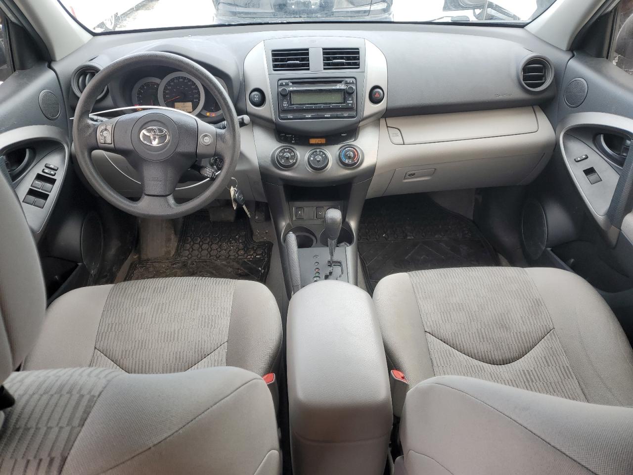 2012 Toyota RAV 4 - Image 8