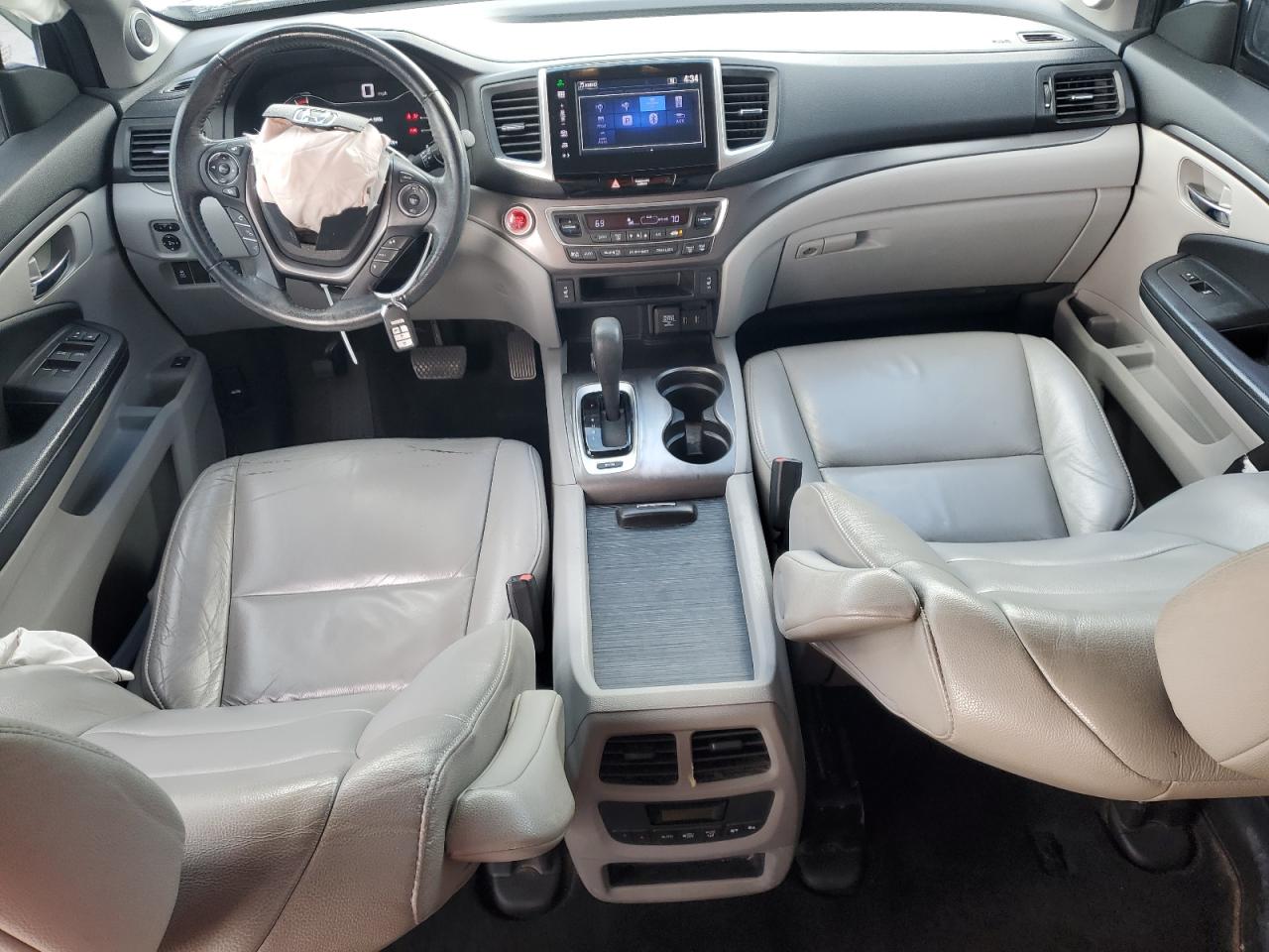 2016 Honda Pilot - Image 8