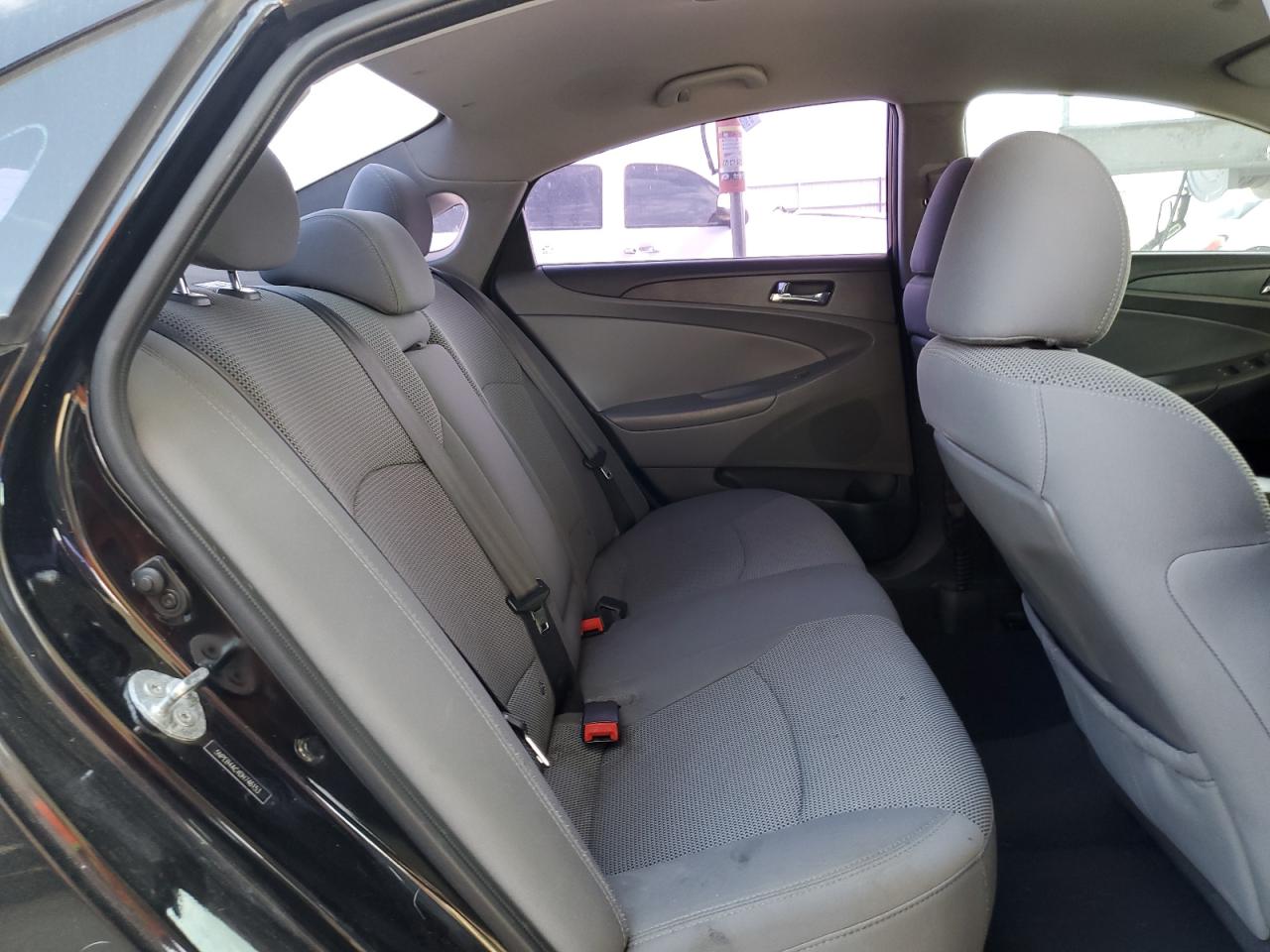 2013 Hyundai Sonata - Image 10