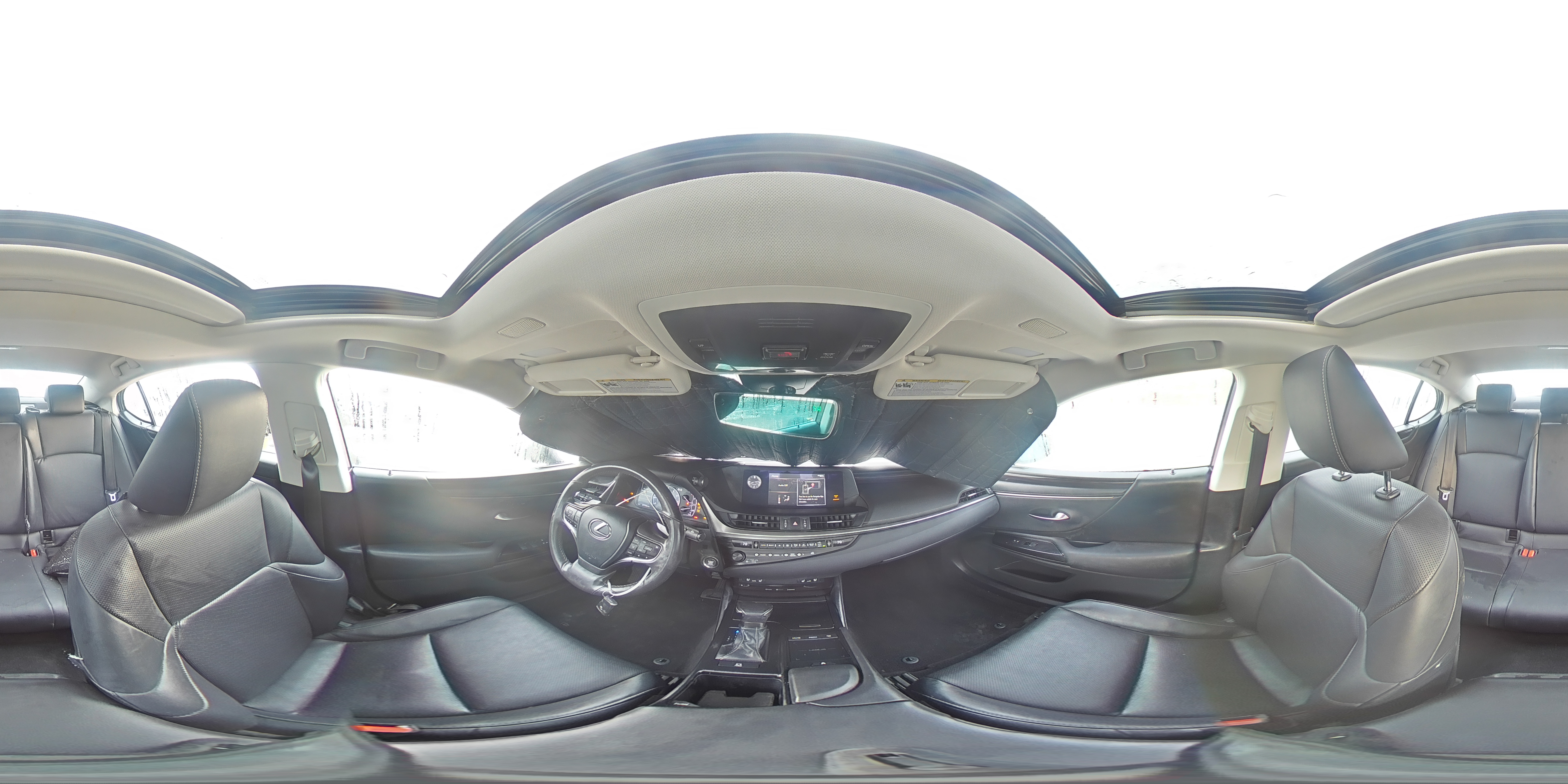 2020 Lexus ES - Image 15