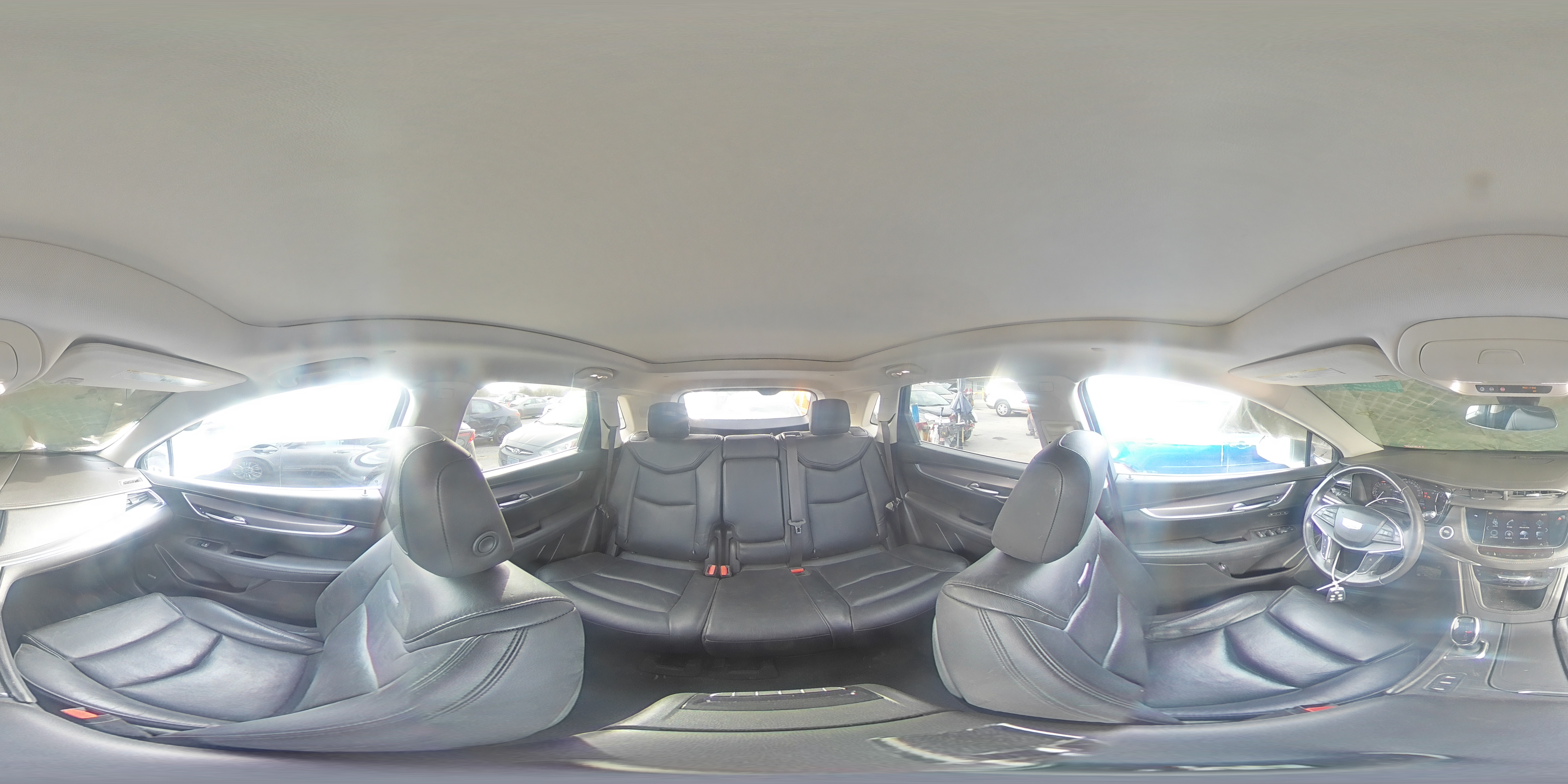 2018 Cadillac XT5 - Image 16