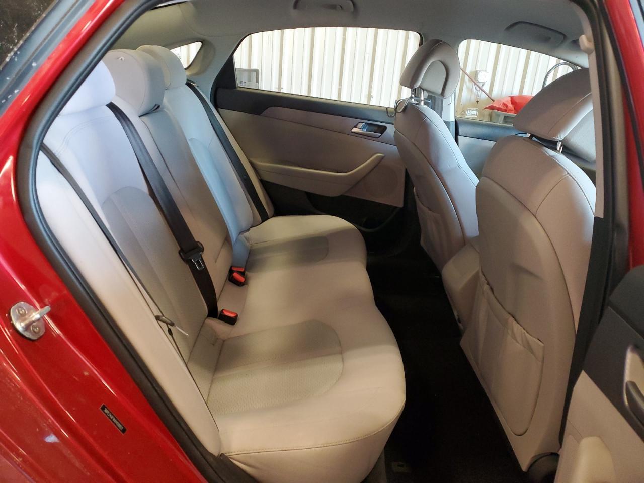 2017 Hyundai Sonata - Image 10