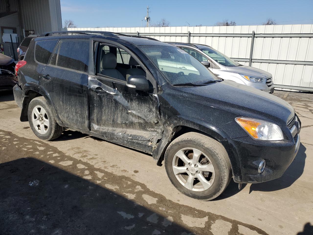 2011 Toyota RAV 4 - Image 4