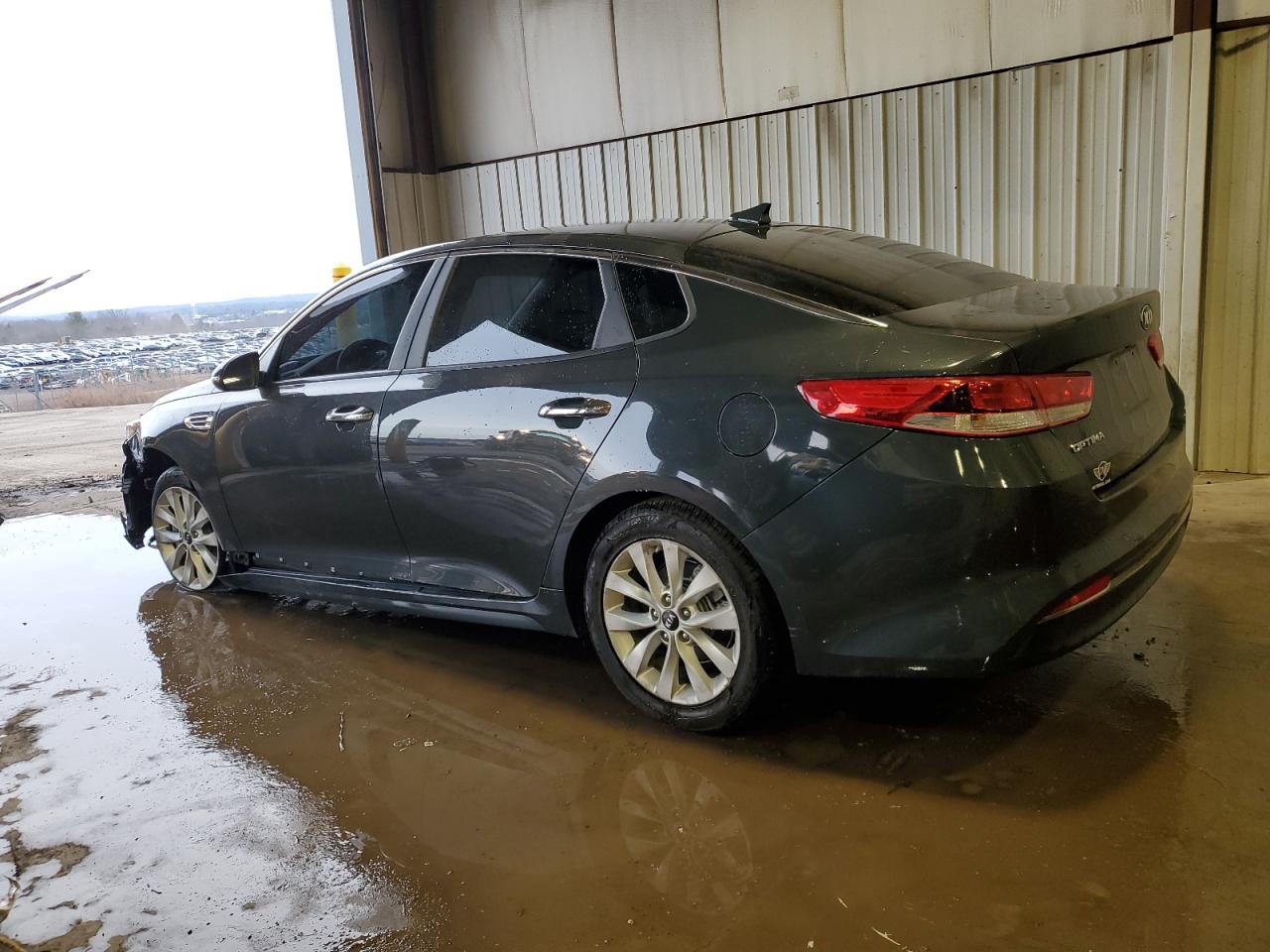 2016 Kia Optima - Image 2