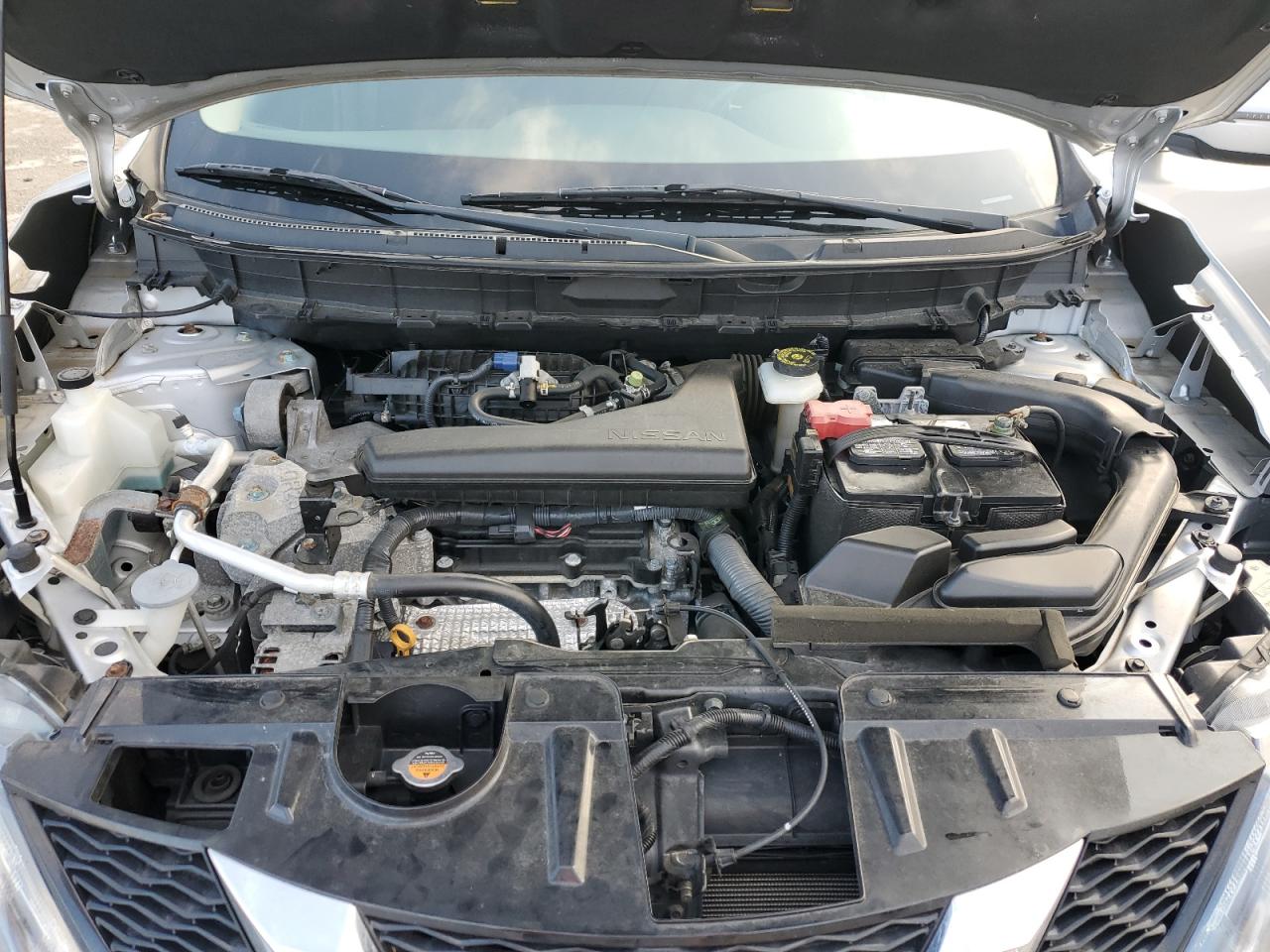 2016 Nissan Rogue - Image 12