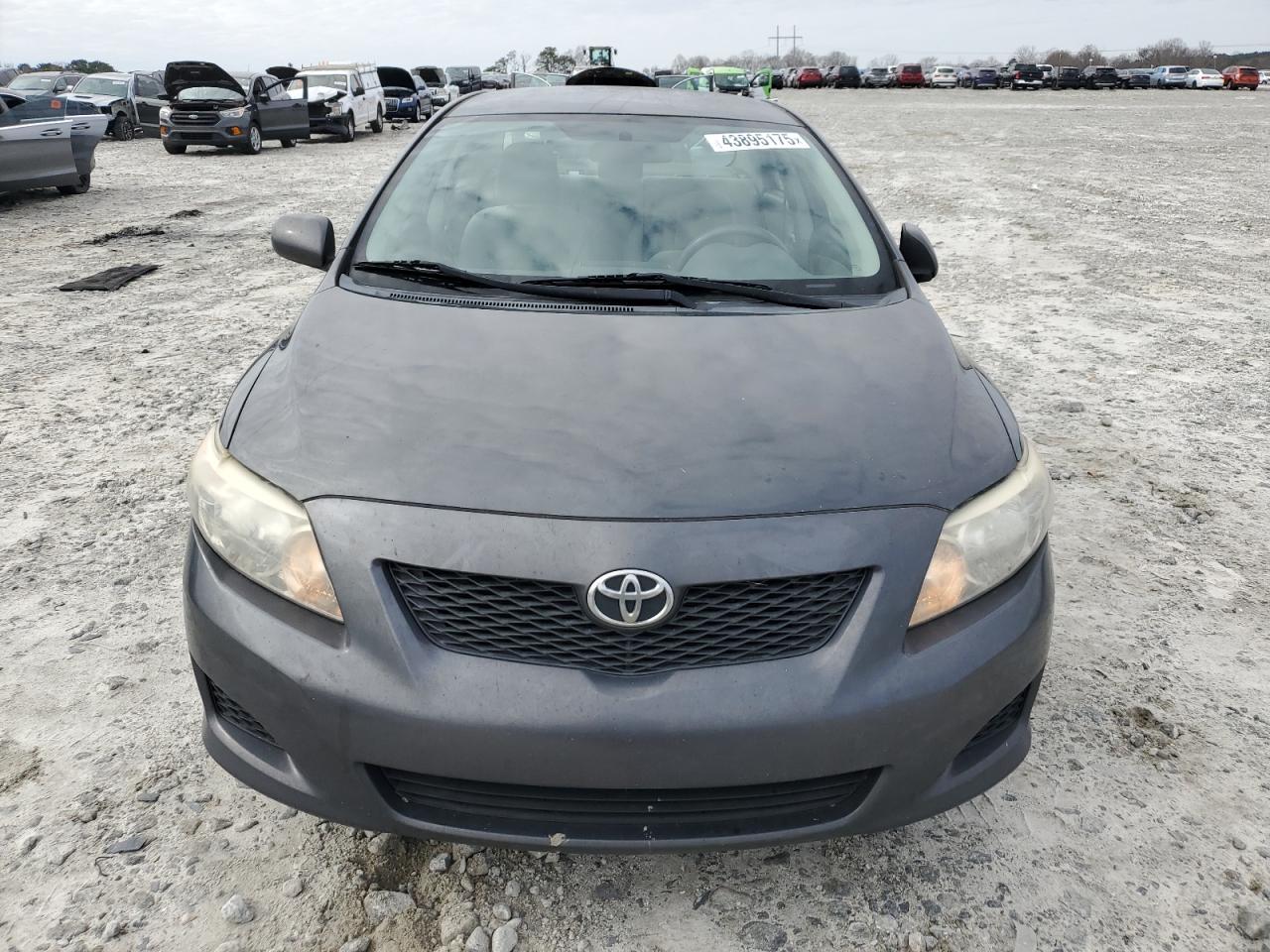 2010 Toyota Corolla - Image 5