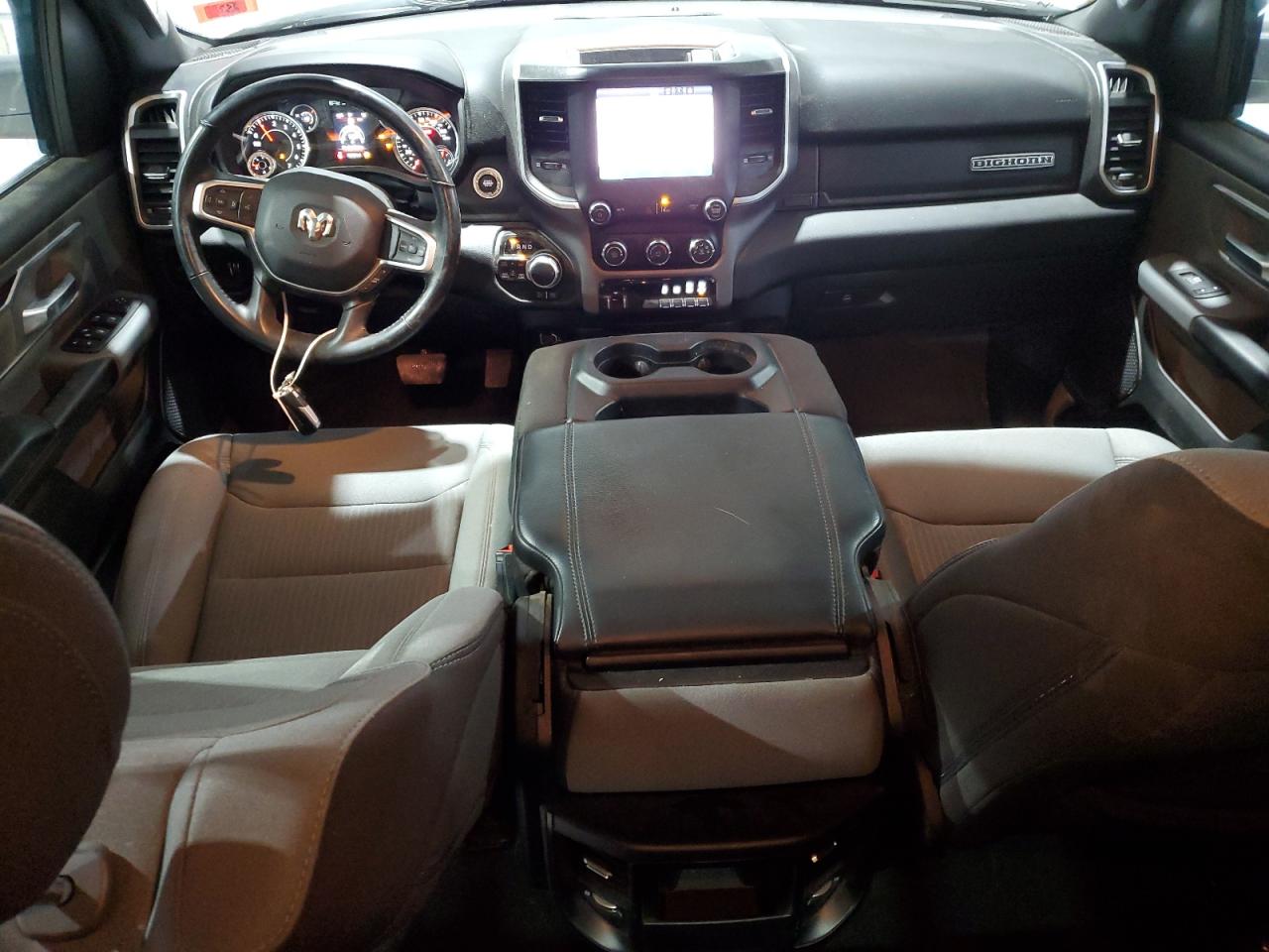 2022 RAM 1500 - Image 8