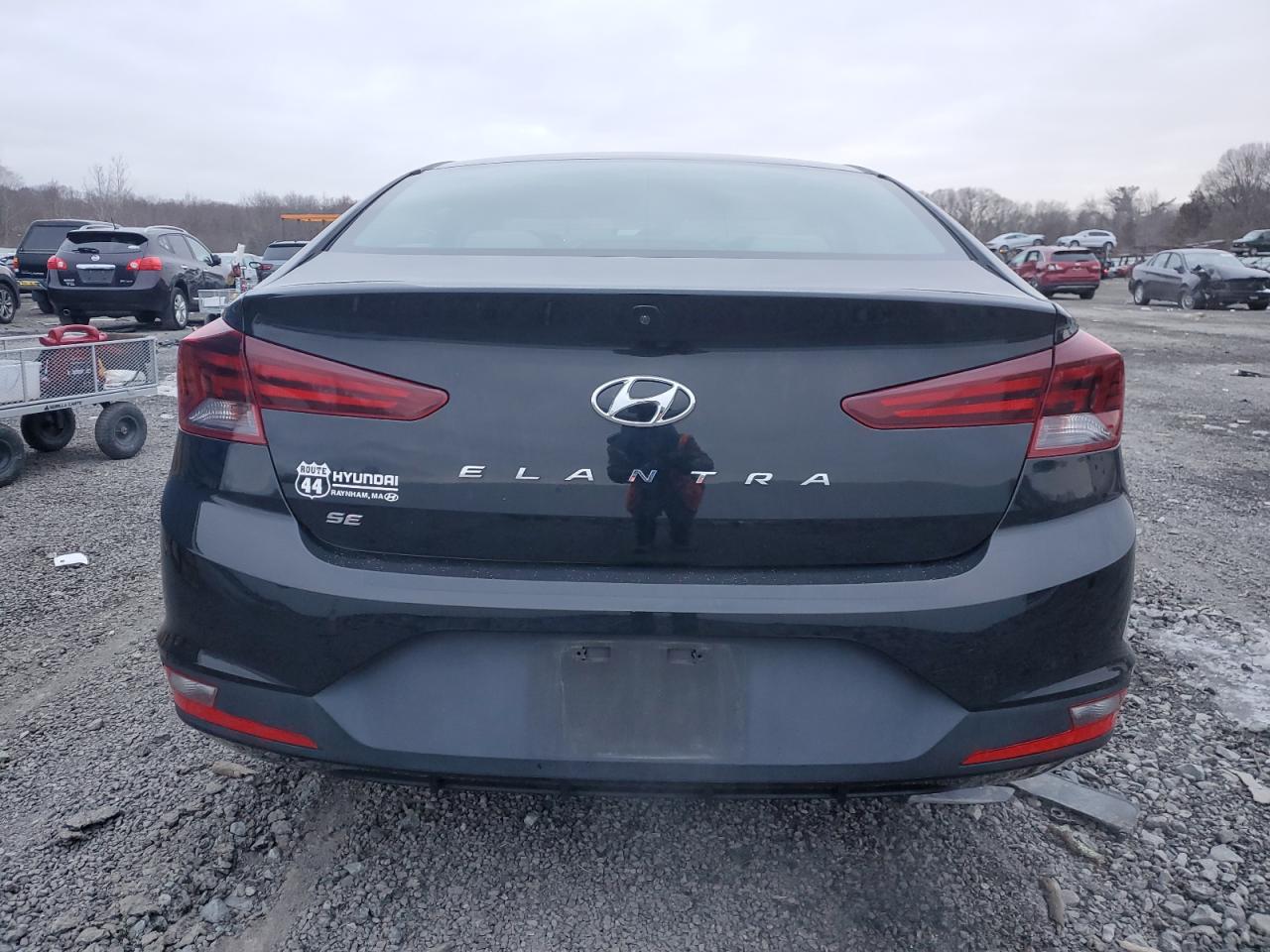 2020 Hyundai Elantra - Image 6