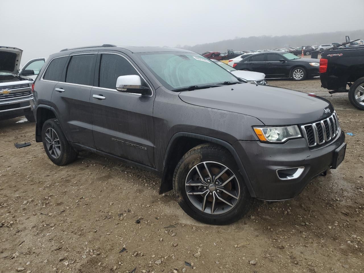 2017 Jeep Grand Cherokee - Image 4