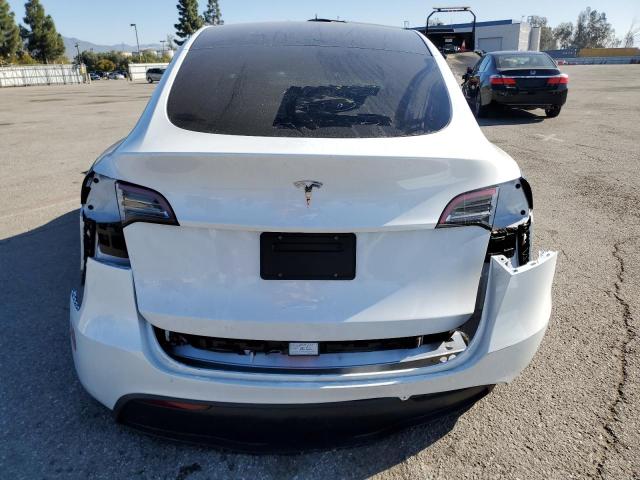 TESLA MODEL Y 2024 Biały