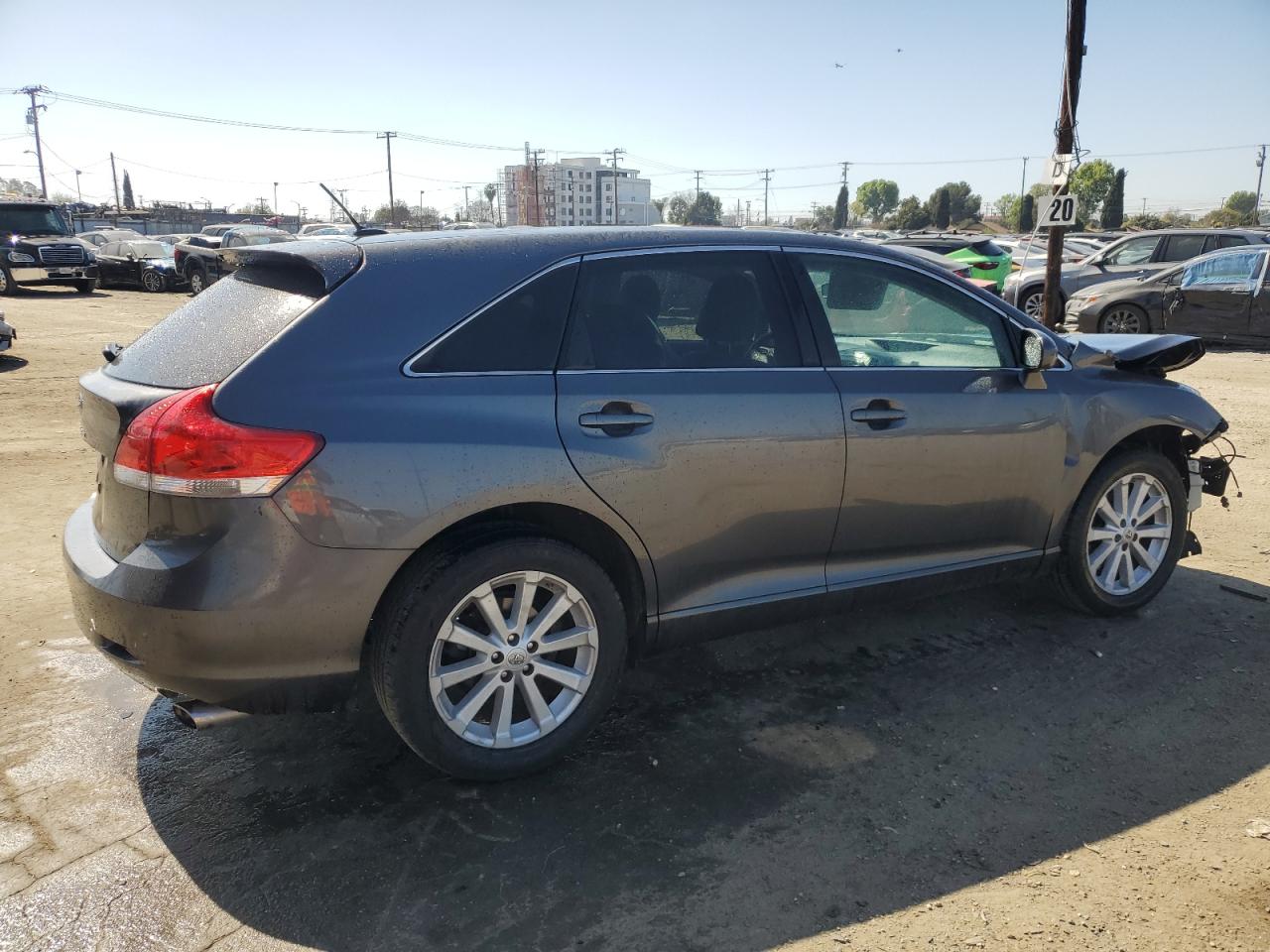 2011 Toyota Venza - Image 3