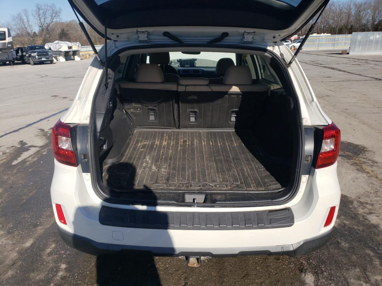 2015 Subaru Outback - Image 6