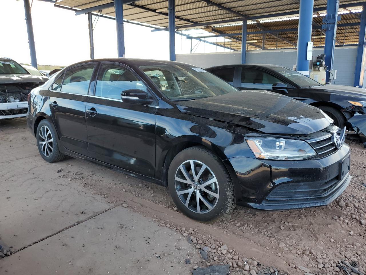2017 Volkswagen Jetta - Image 4
