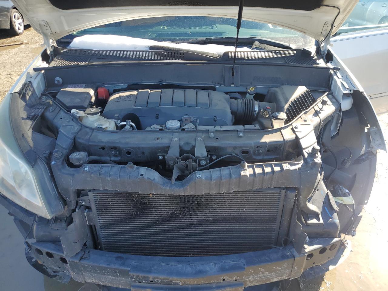 2014 Chevrolet Traverse - Image 11