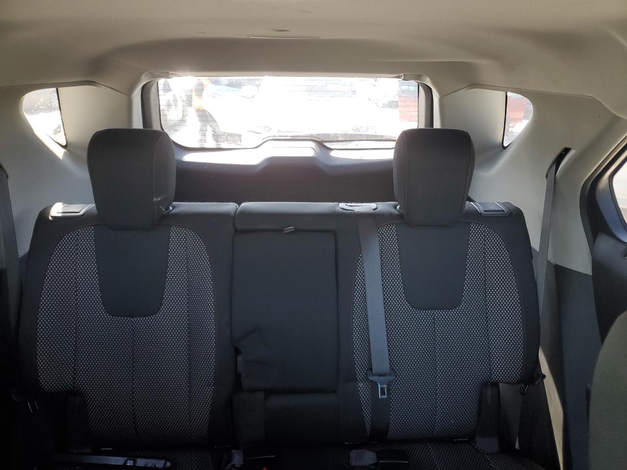 2017 Chevrolet Equinox - Image 10
