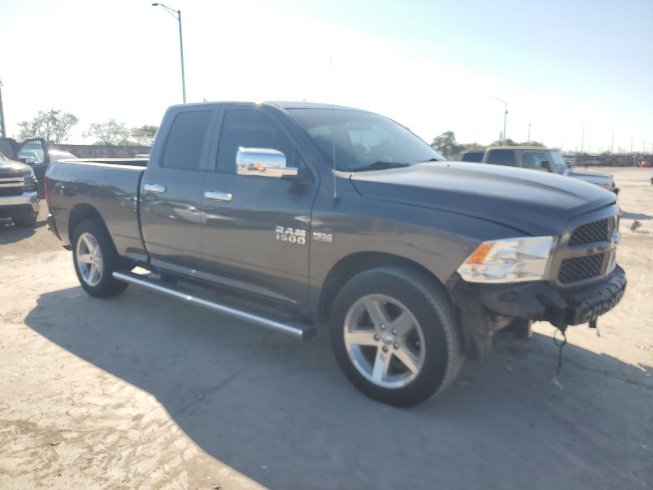 2018 RAM 1500 - Image 4