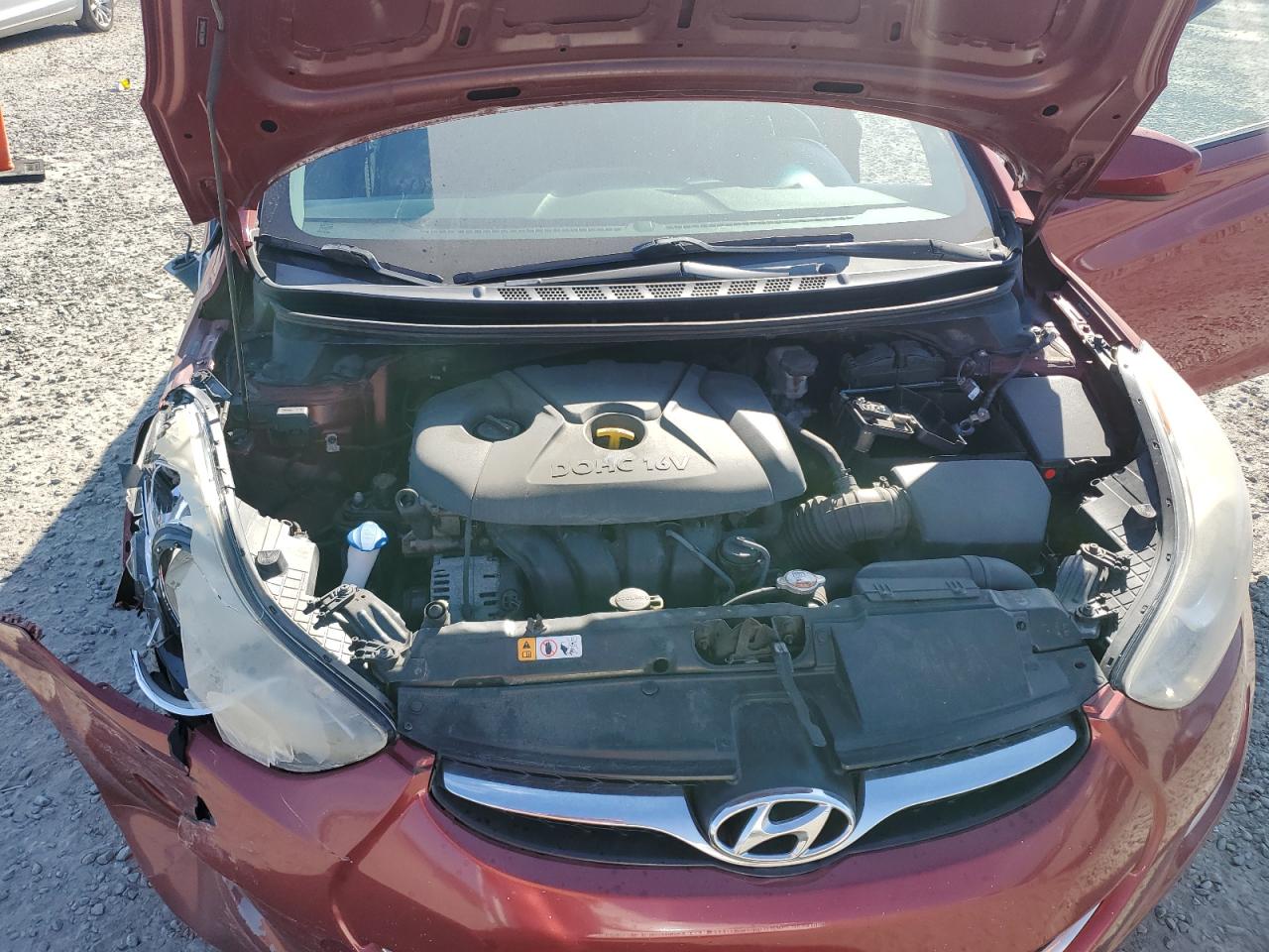 2013 Hyundai Elantra - Image 11