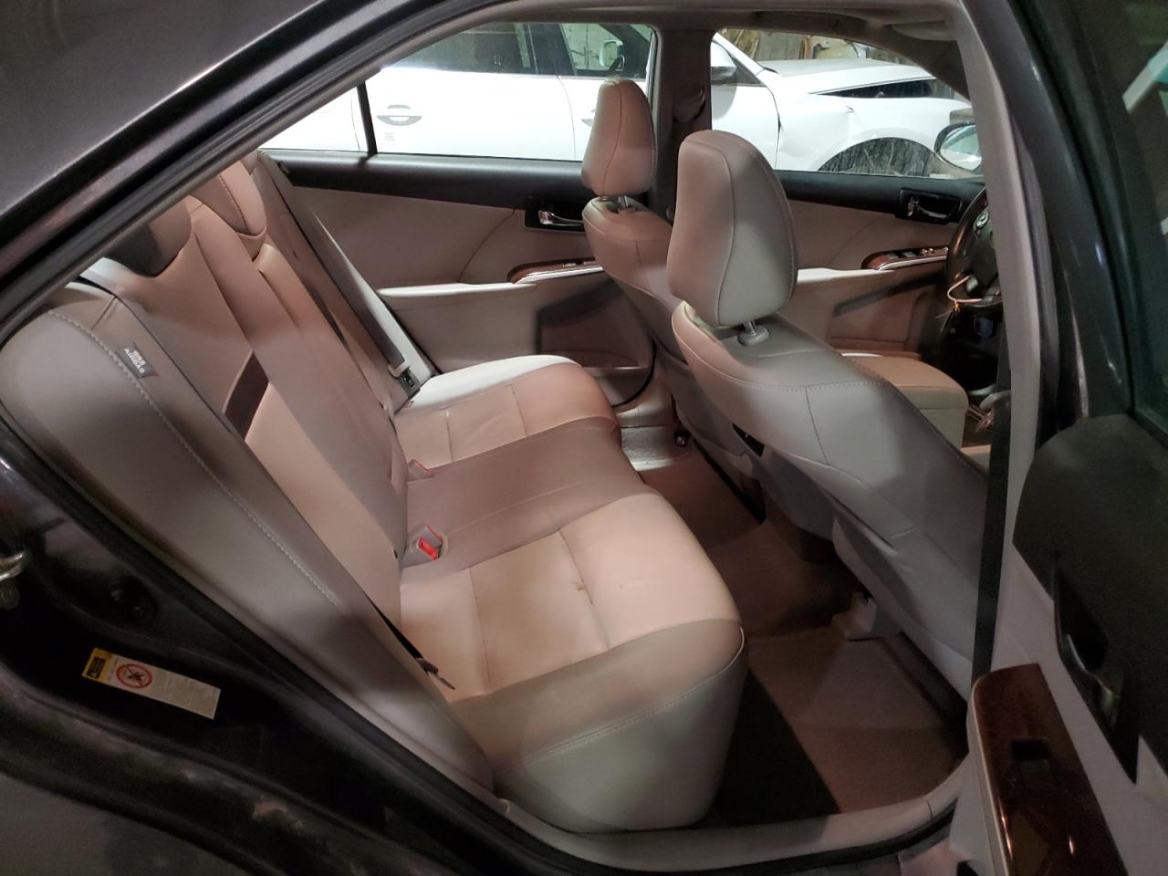 2012 Toyota Camry - Image 10