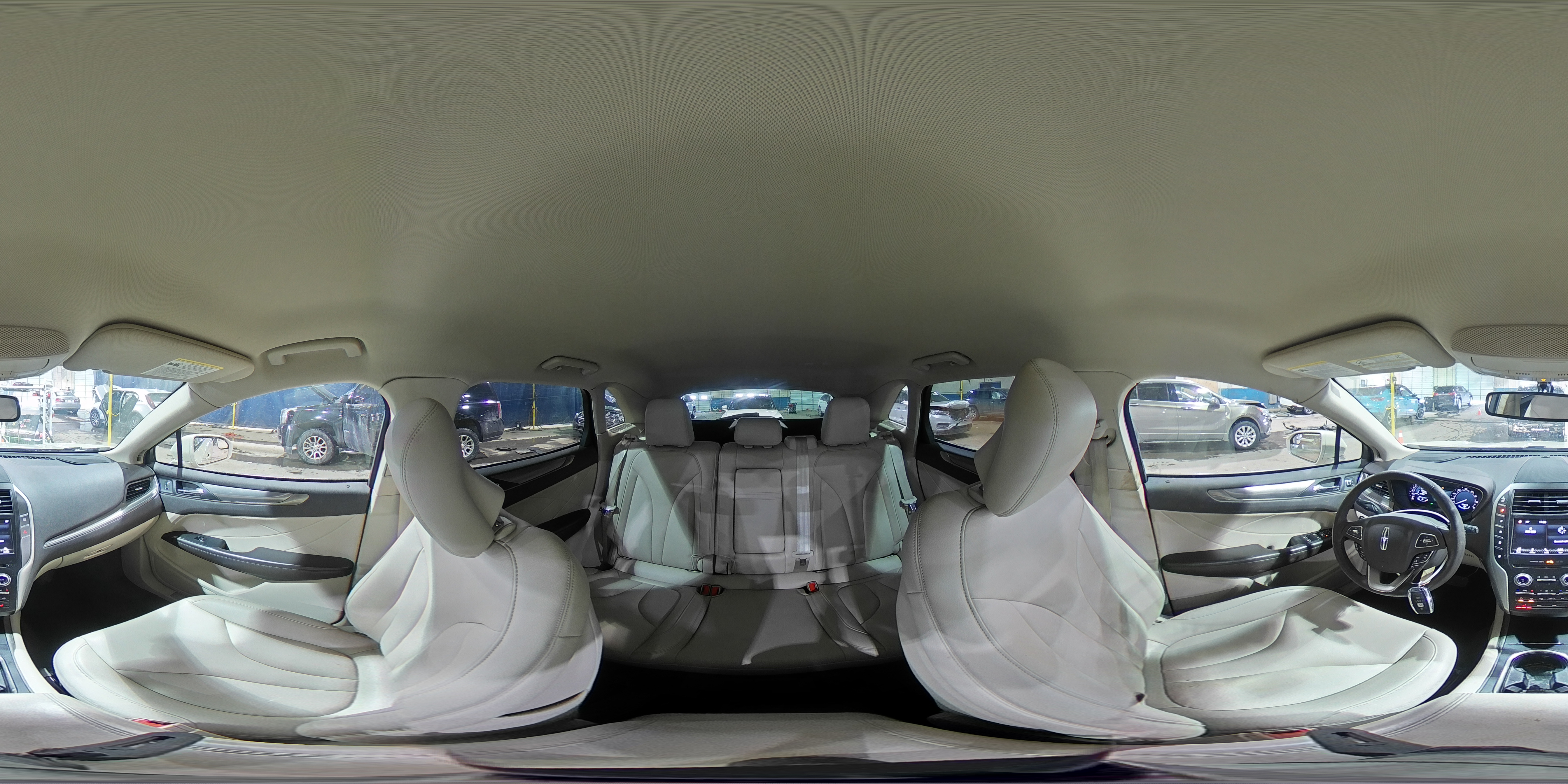 2018 Lincoln MKC - Image 15