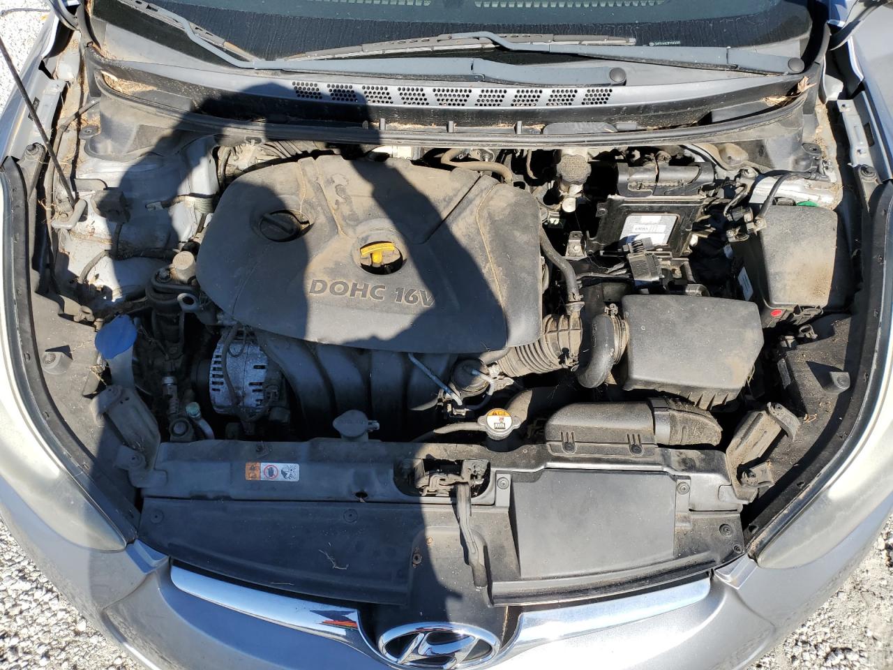 2015 Hyundai Elantra - Image 11