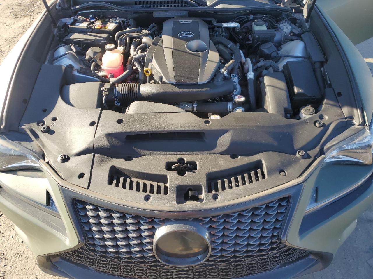 2017 Lexus RC - Image 11