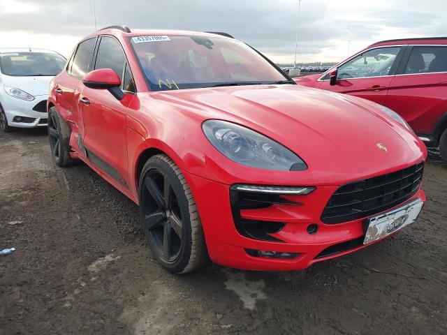 2016 PORSCHE MACAN S D