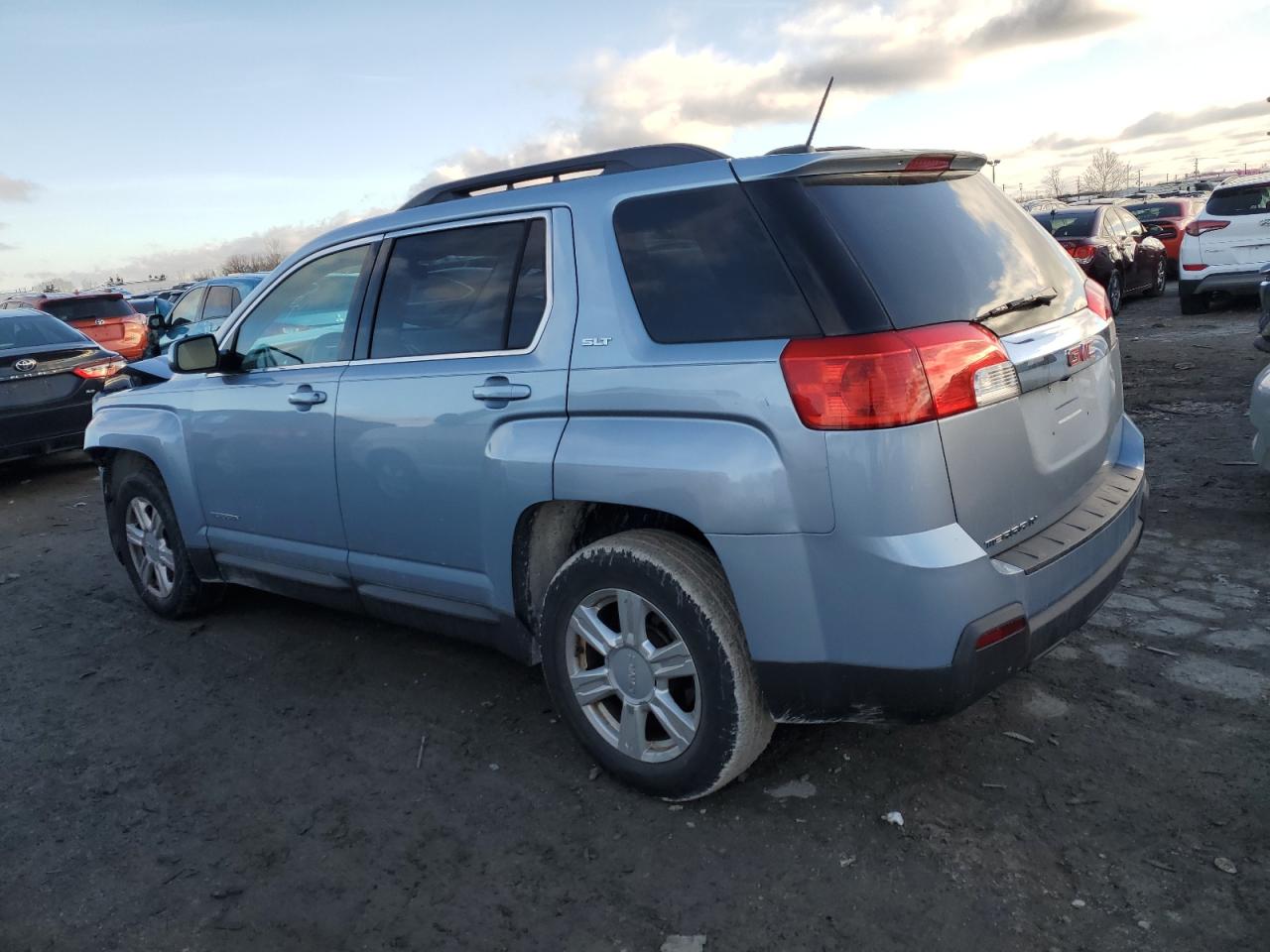 2015 GMC Terrain - Image 2