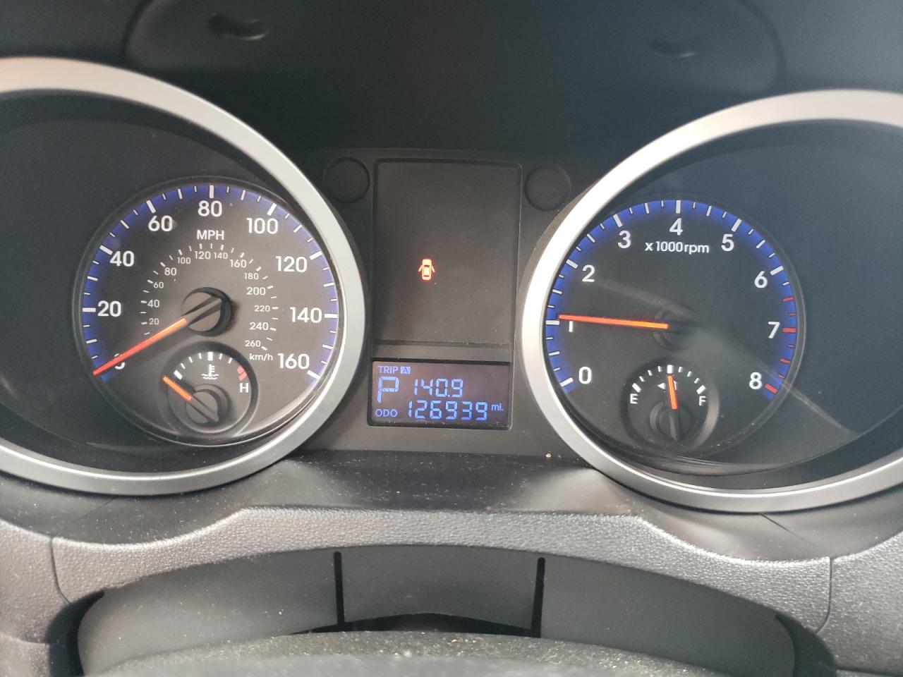 2010 Hyundai Genesis - Image 9