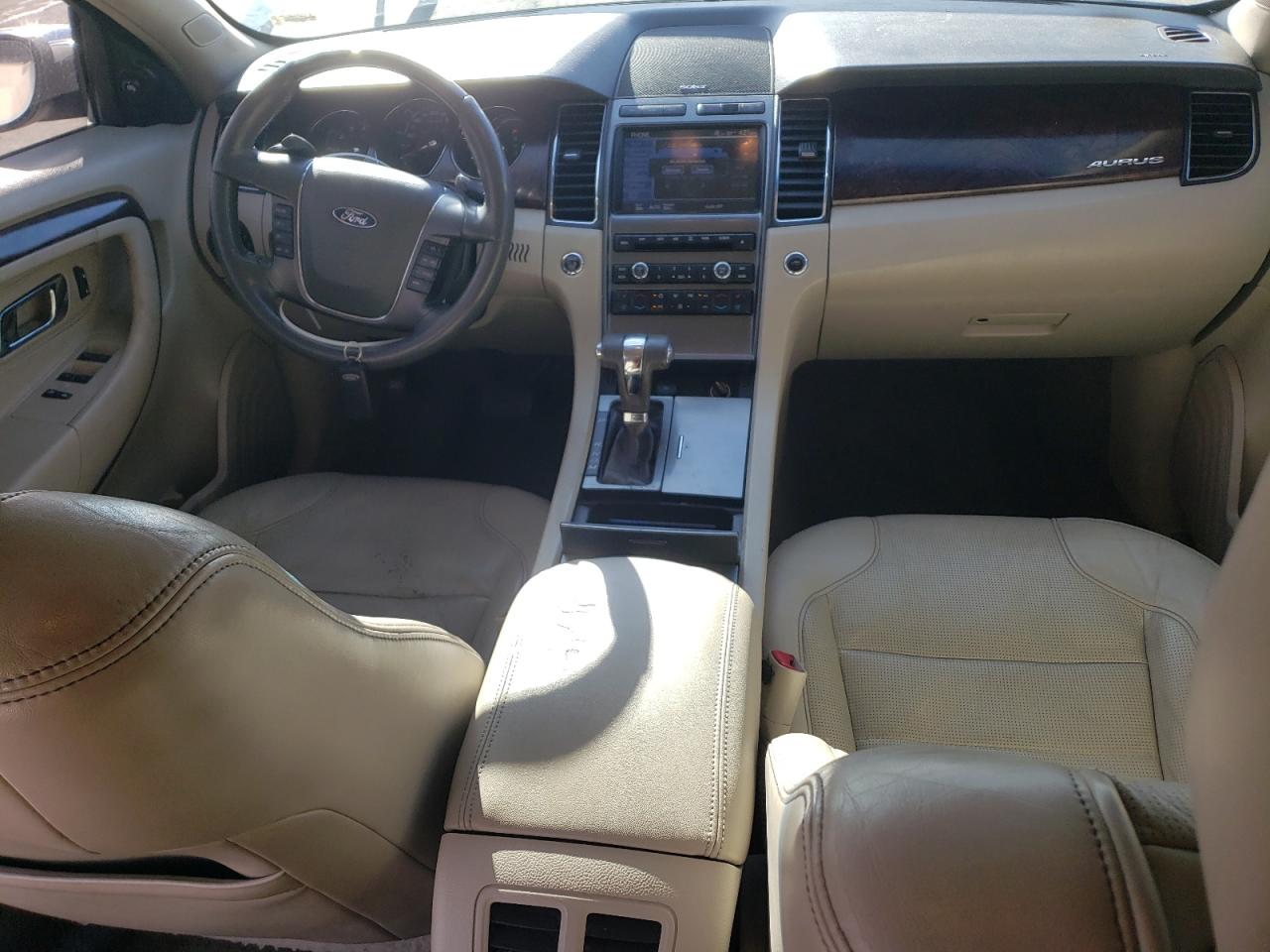 2011 Ford Taurus - Image 8