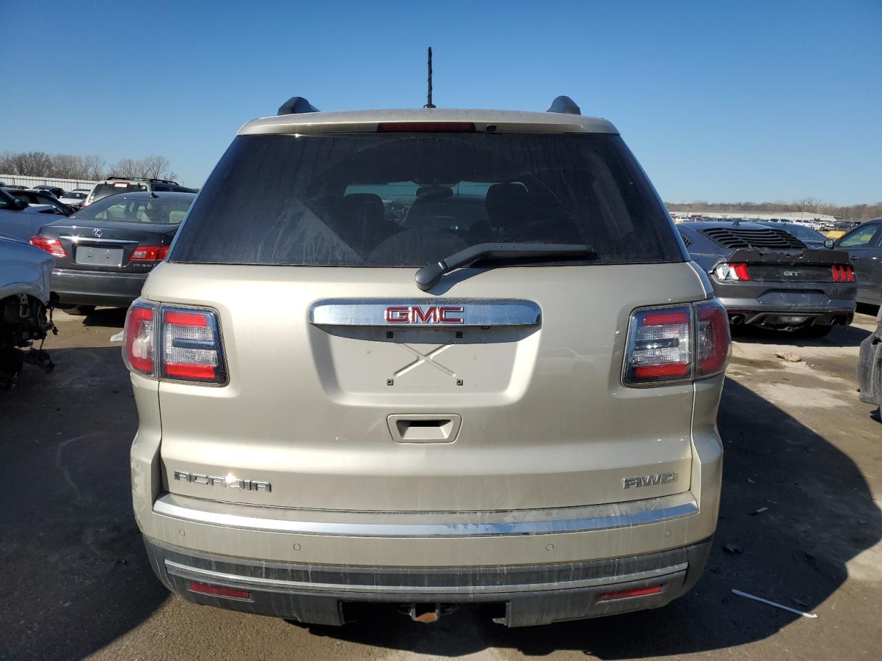 2014 GMC Acadia - Image 6