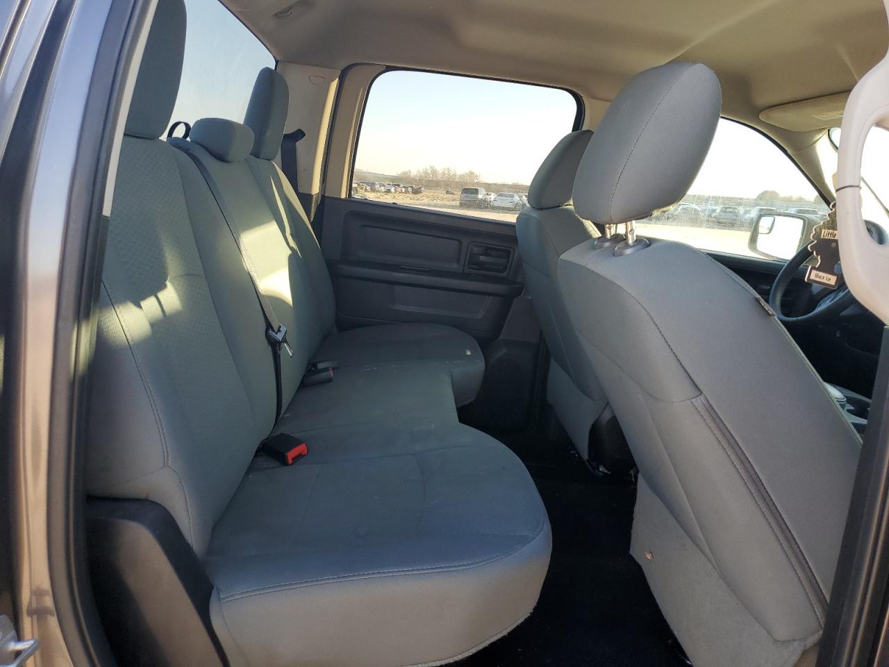 2015 RAM 1500 - Image 10