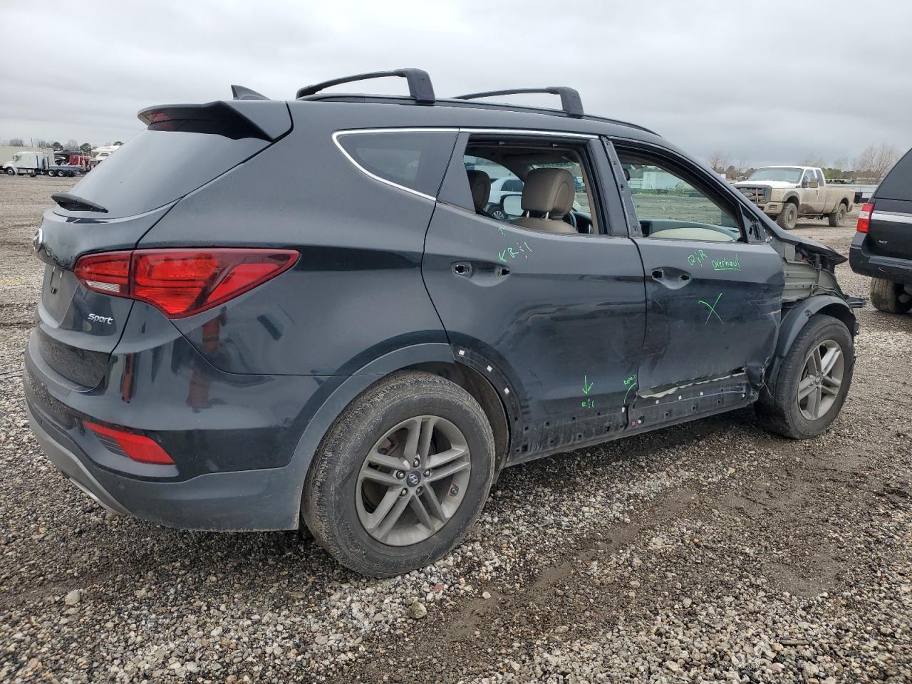 2017 Hyundai Santa Fe - Image 3