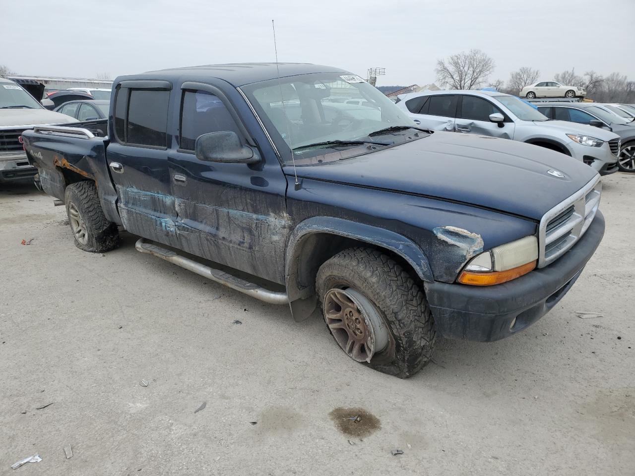 2004 Dodge Dakota - Image 4