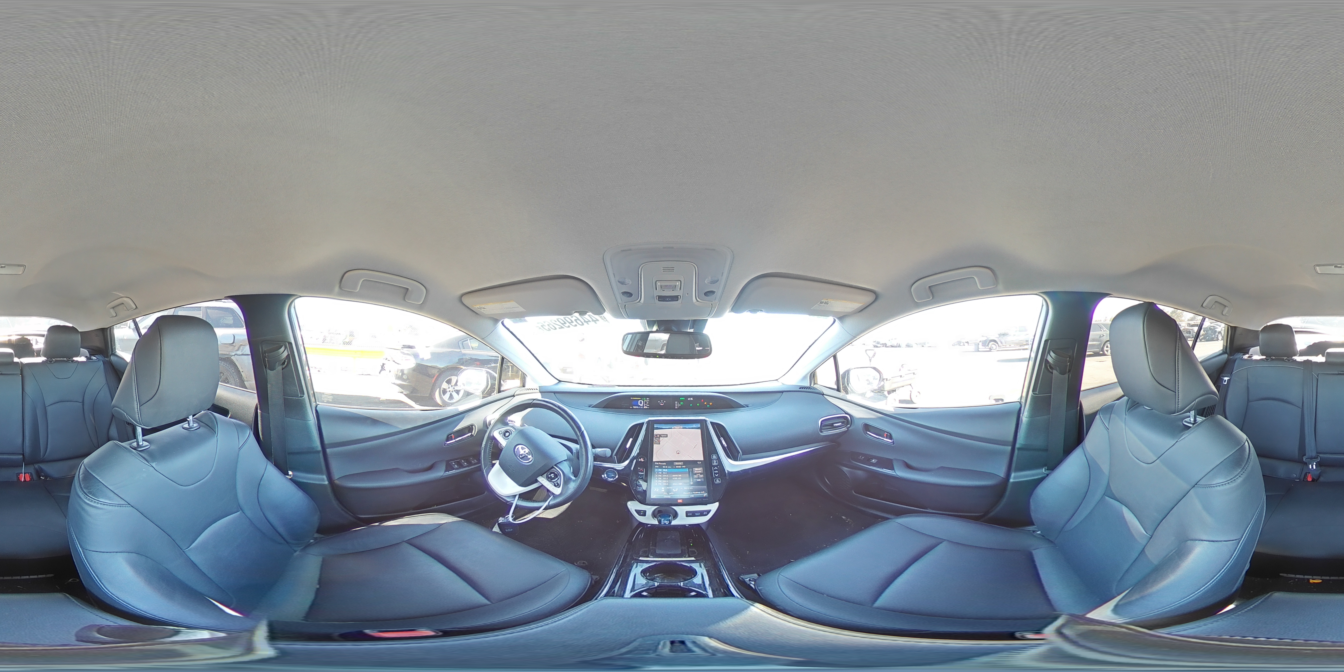 2017 Toyota Prius - Image 13