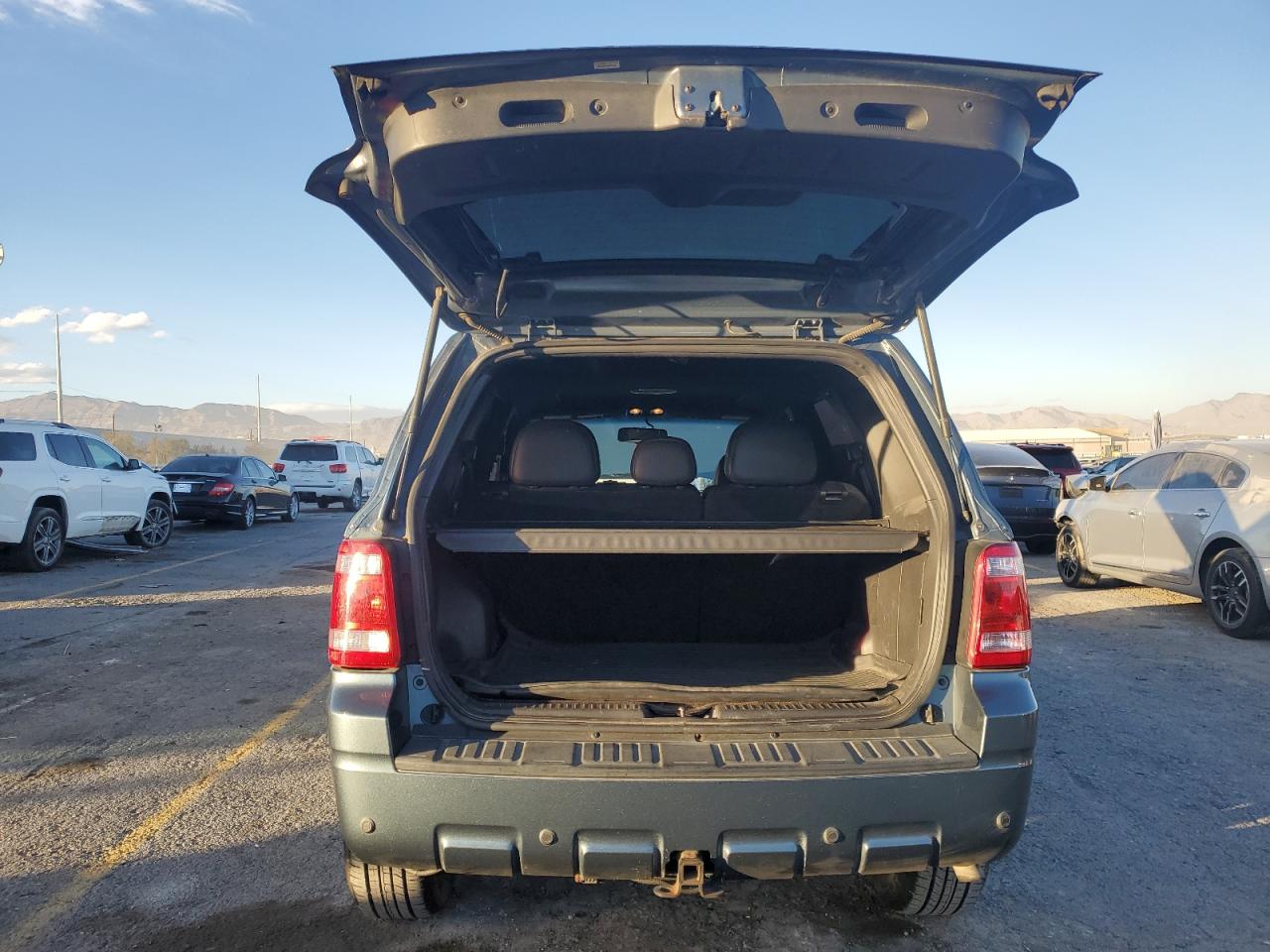 2011 Ford Escape - Image 6
