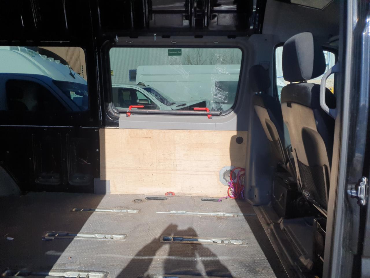 2015 Mercedes-Benz Sprinter - Image 11