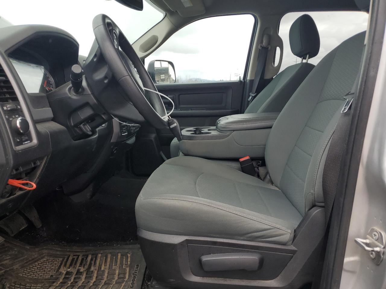 2015 RAM 1500 - Image 7