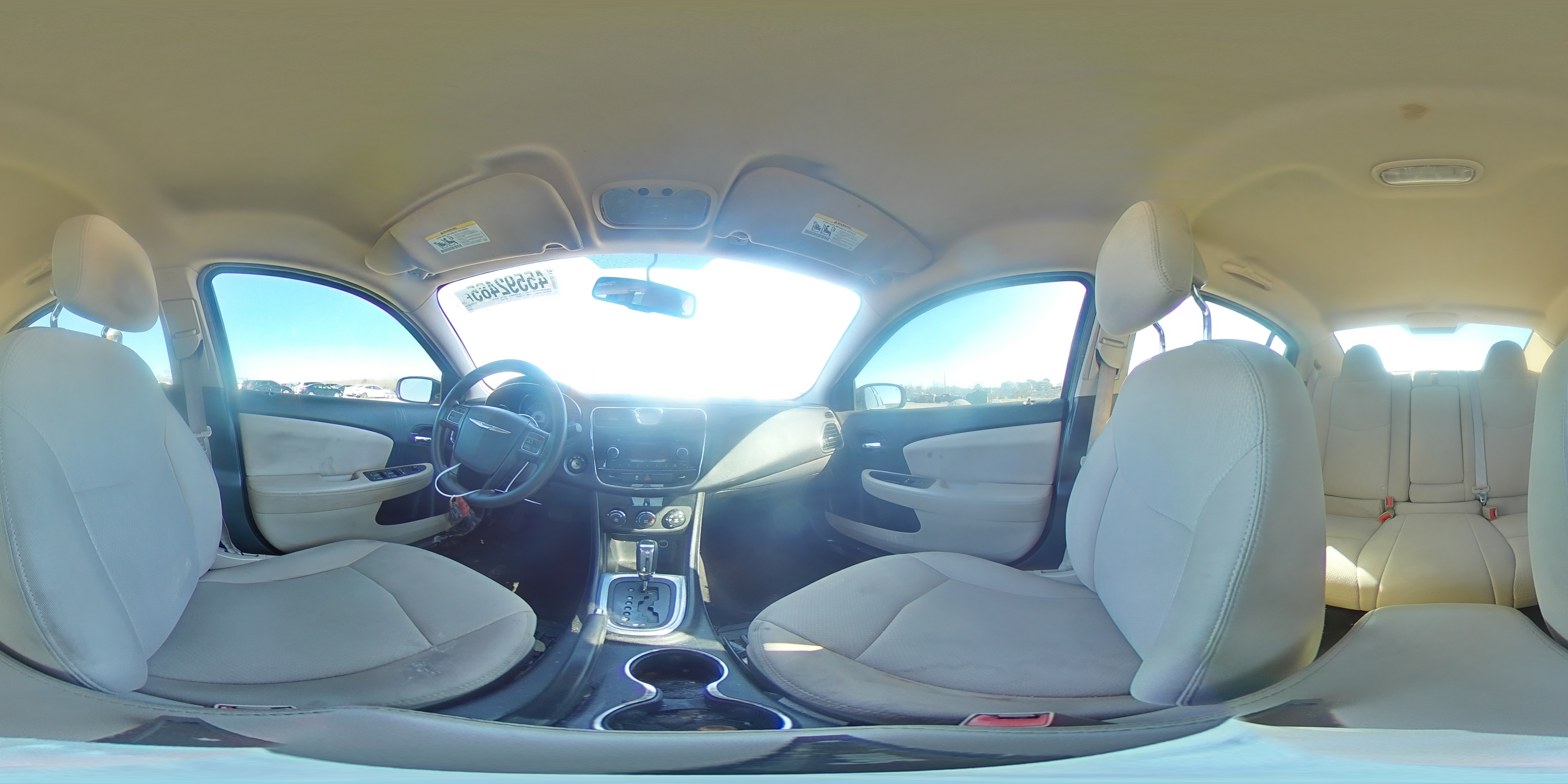 2013 Chrysler 200 - Image 13