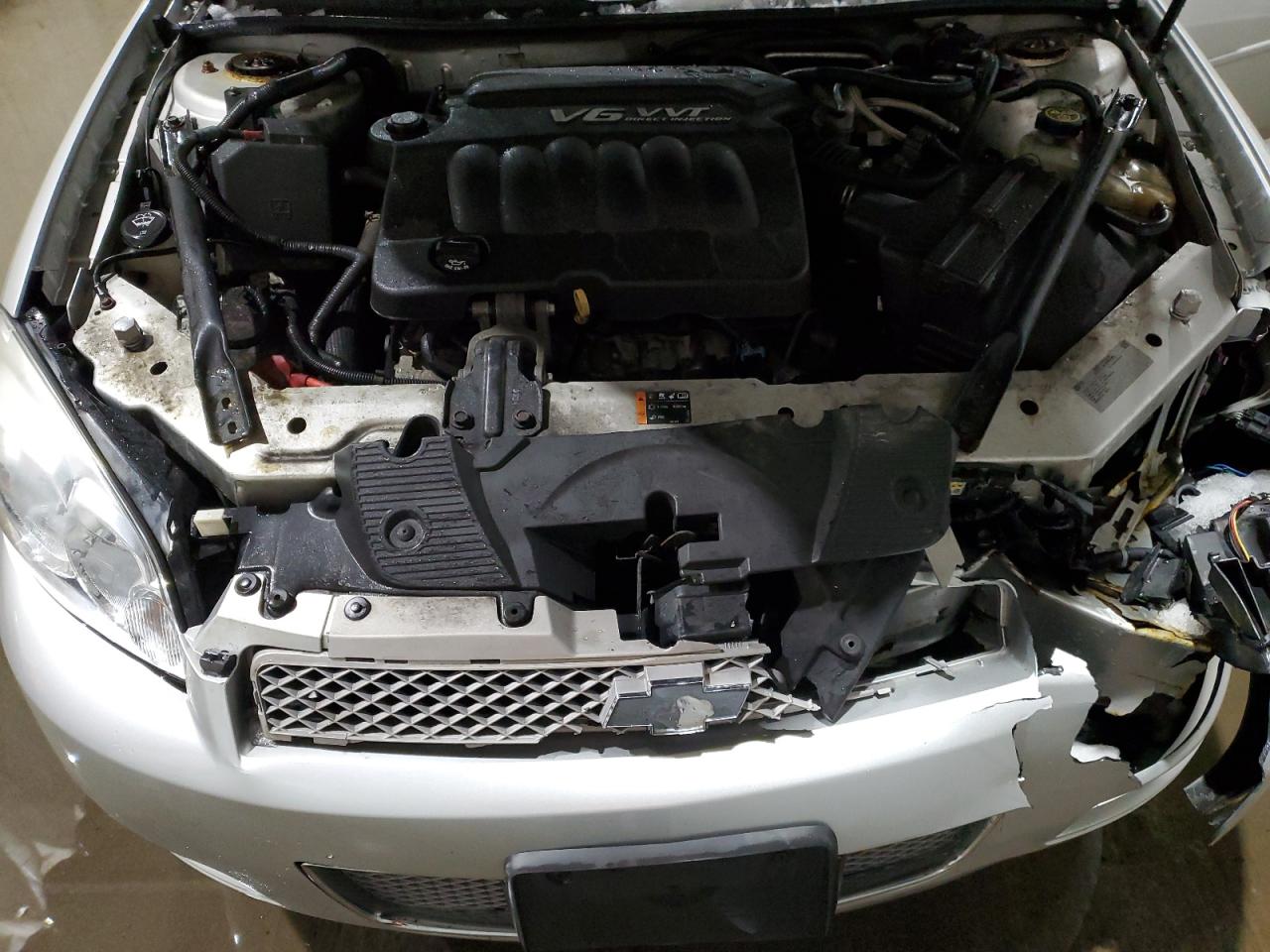 2015 Chevrolet Impala - Image 11