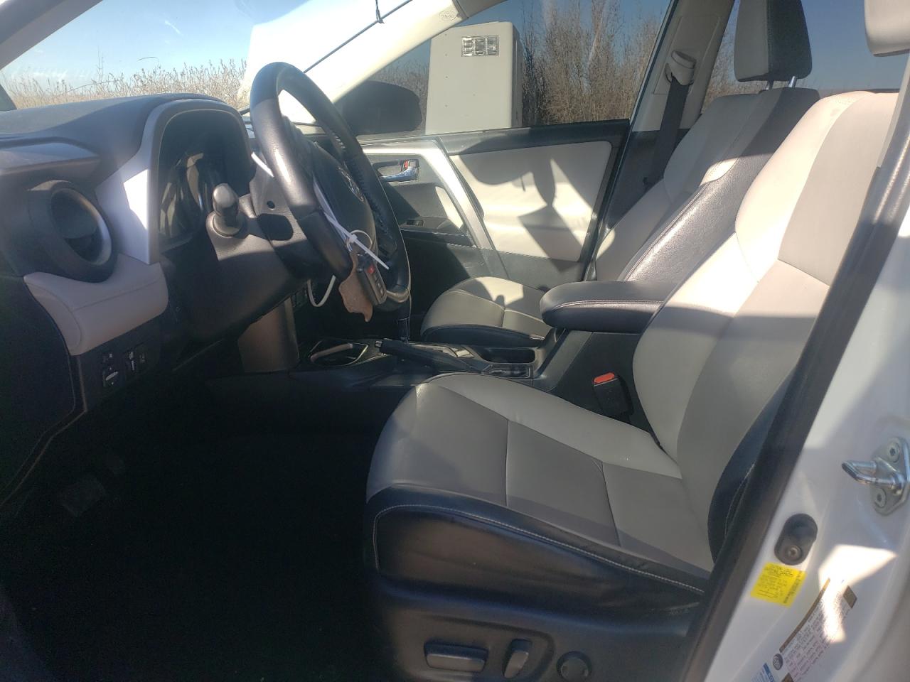 2017 Toyota RAV 4 - Image 7