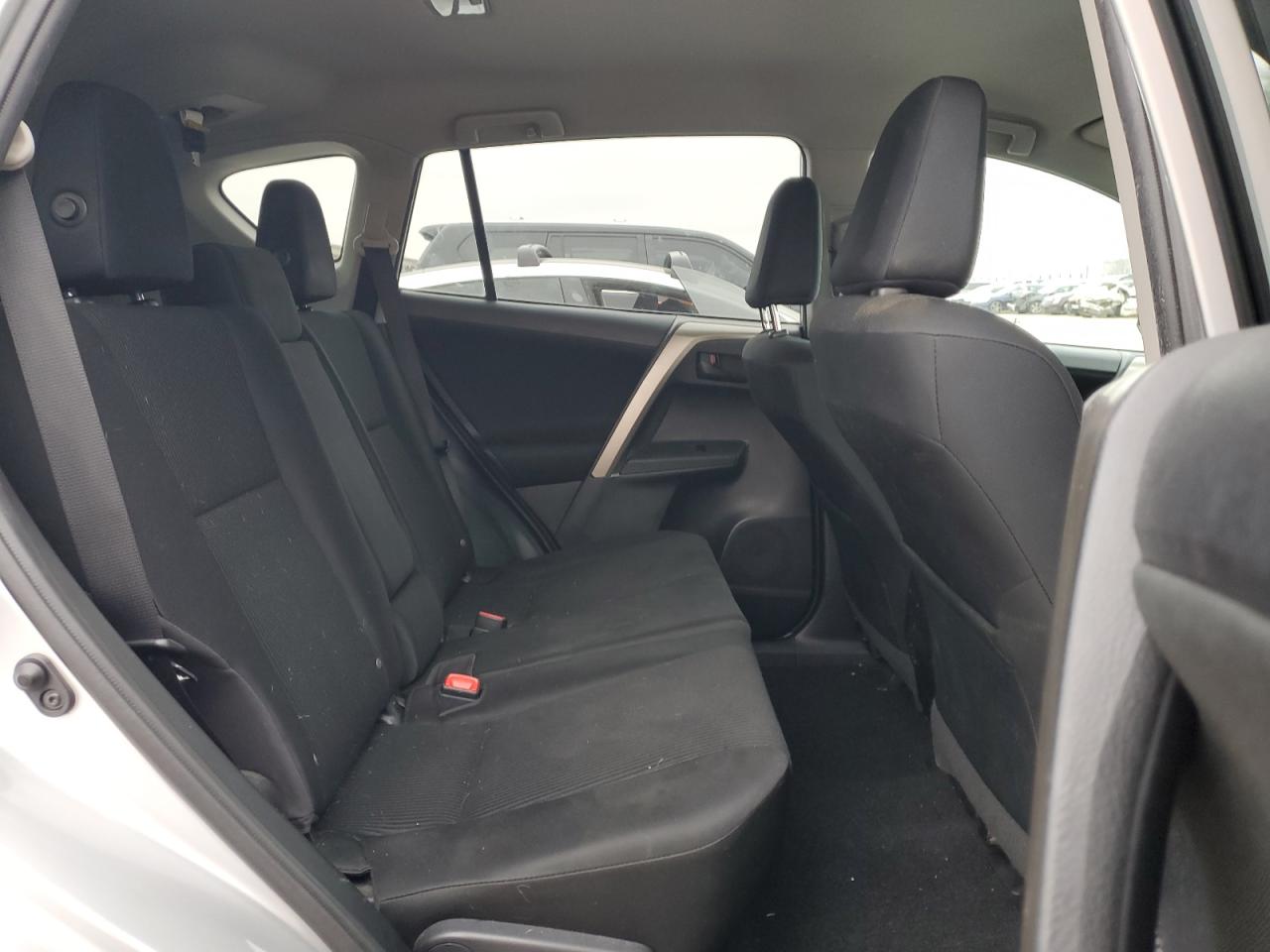 2014 Toyota RAV 4 - Image 11