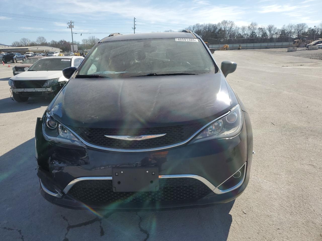 2017 Chrysler Pacifica - Image 5