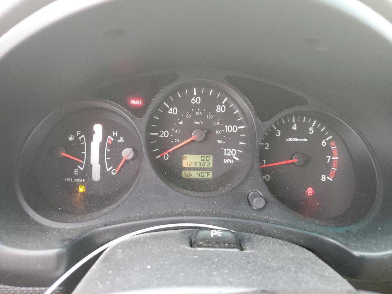 2004 Subaru Forester - Image 9
