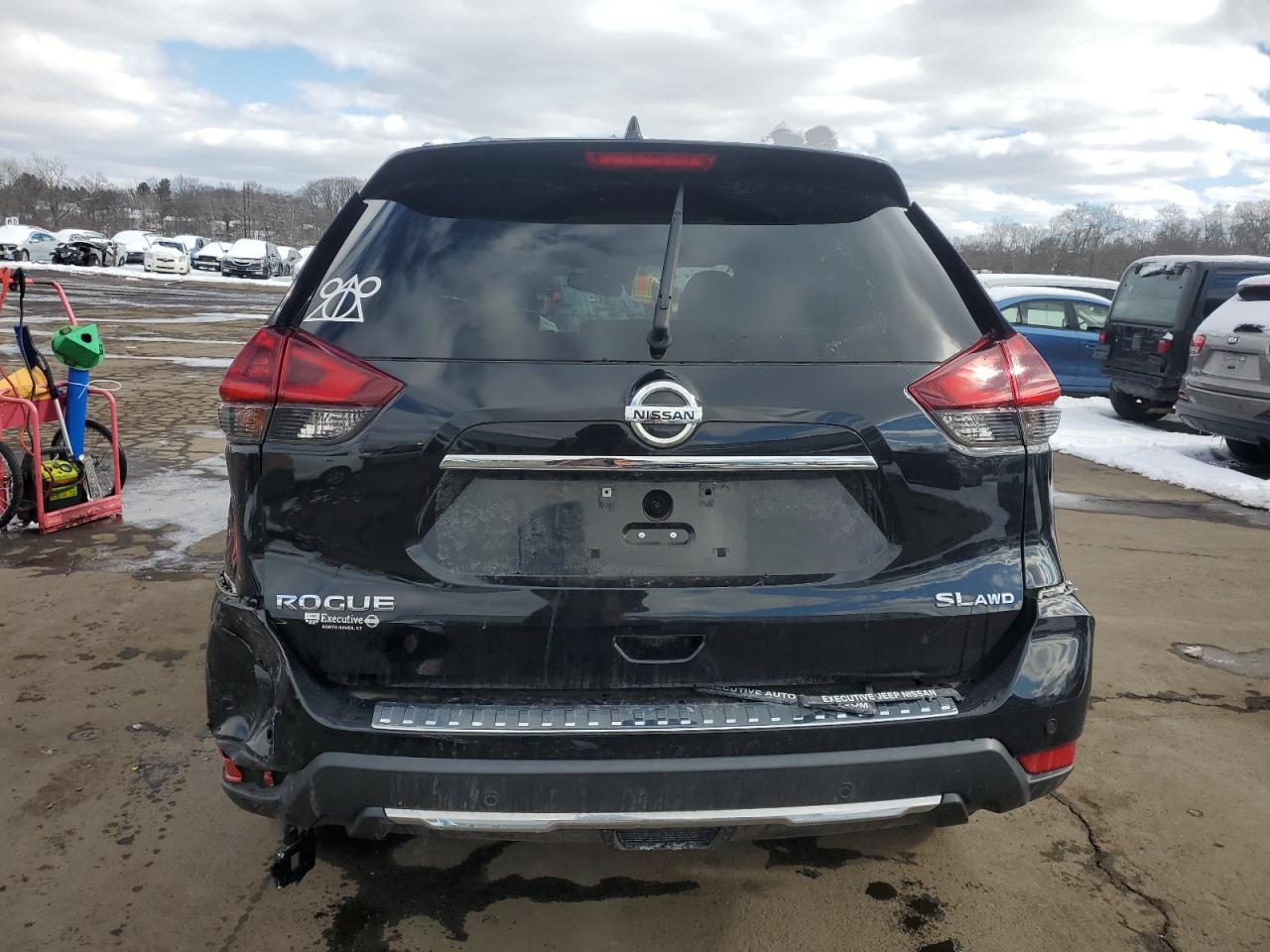 2020 Nissan Rogue - Image 6