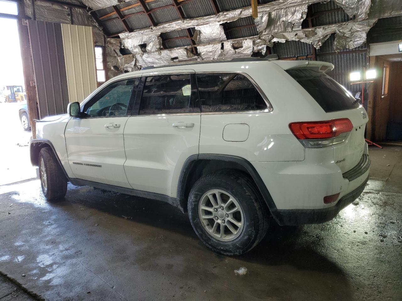 2019 Jeep Grand Cherokee - Image 2