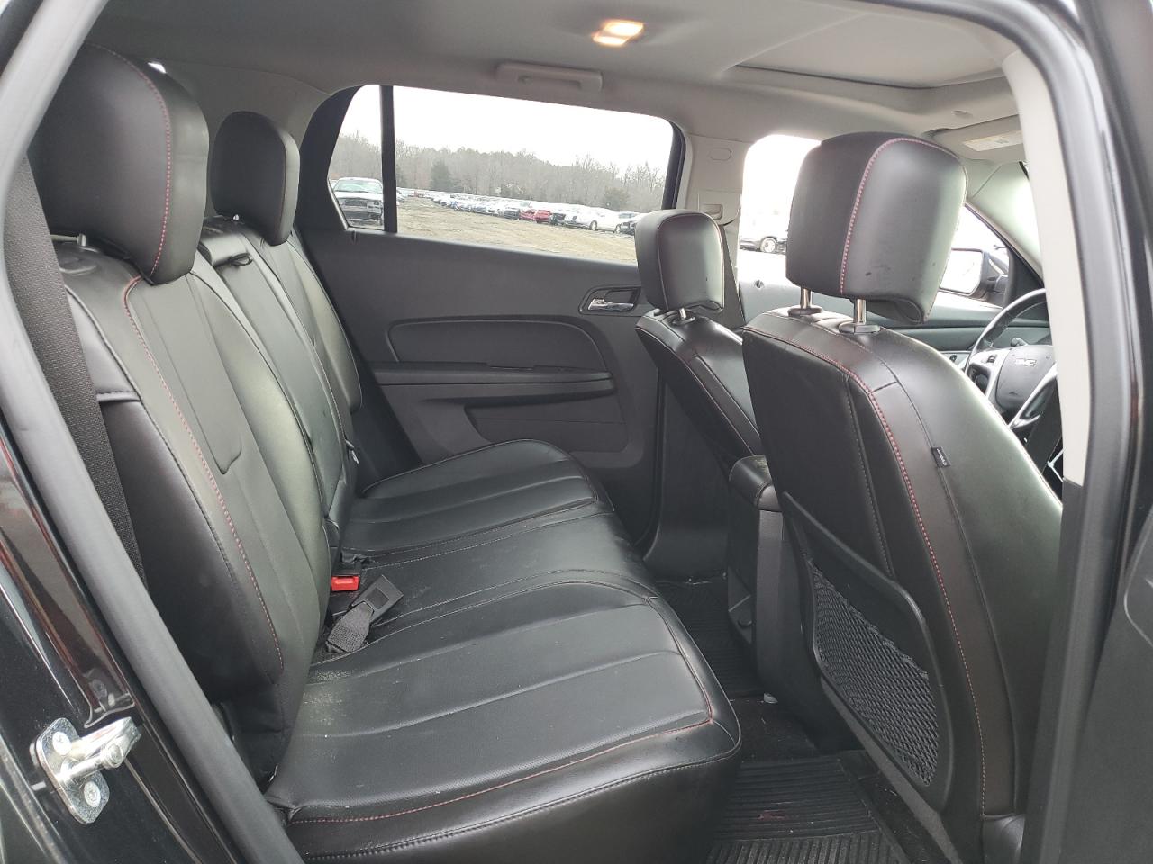 2015 GMC Terrain - Image 10
