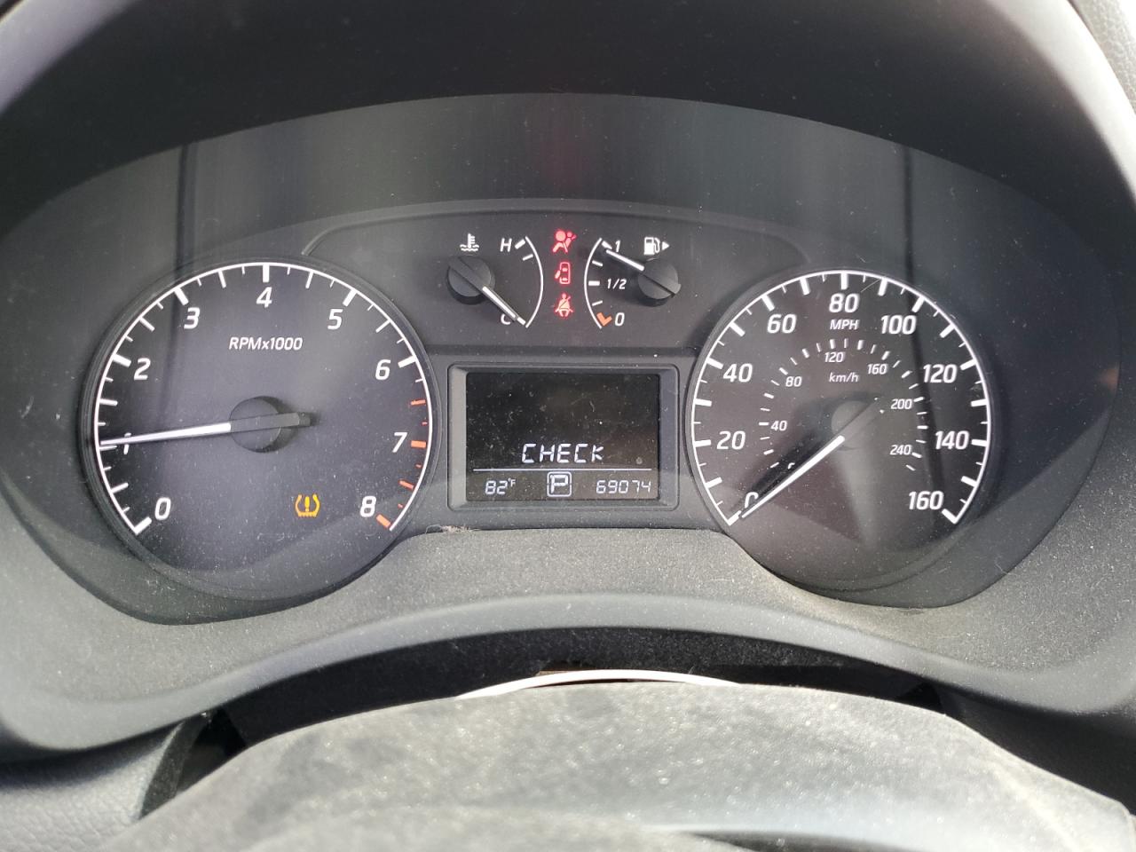 2015 Nissan Sentra - Image 9