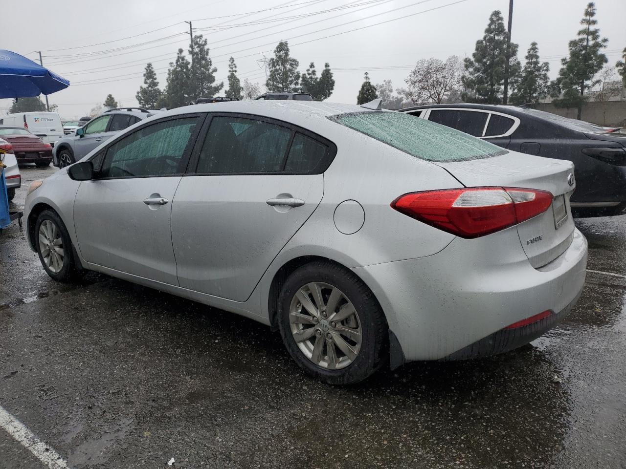 2016 Kia Forte - Image 2