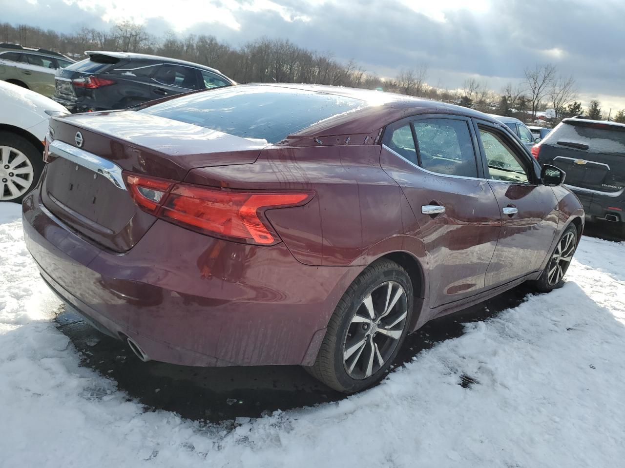 2016 Nissan Maxima - Image 3